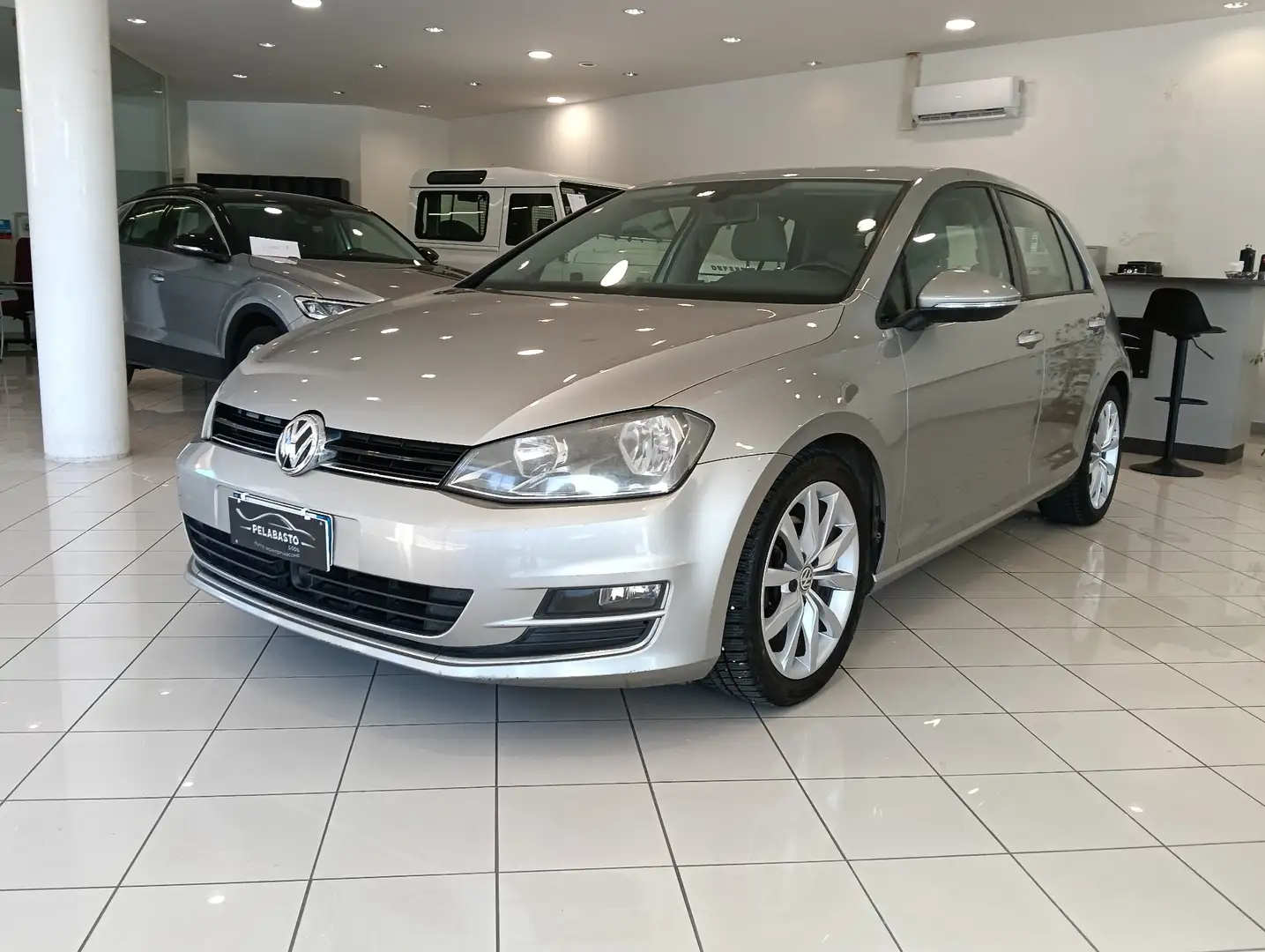 Volkswagen Golf Golf VII 2013 5p 1.6 tdi Highline Grigio - 1