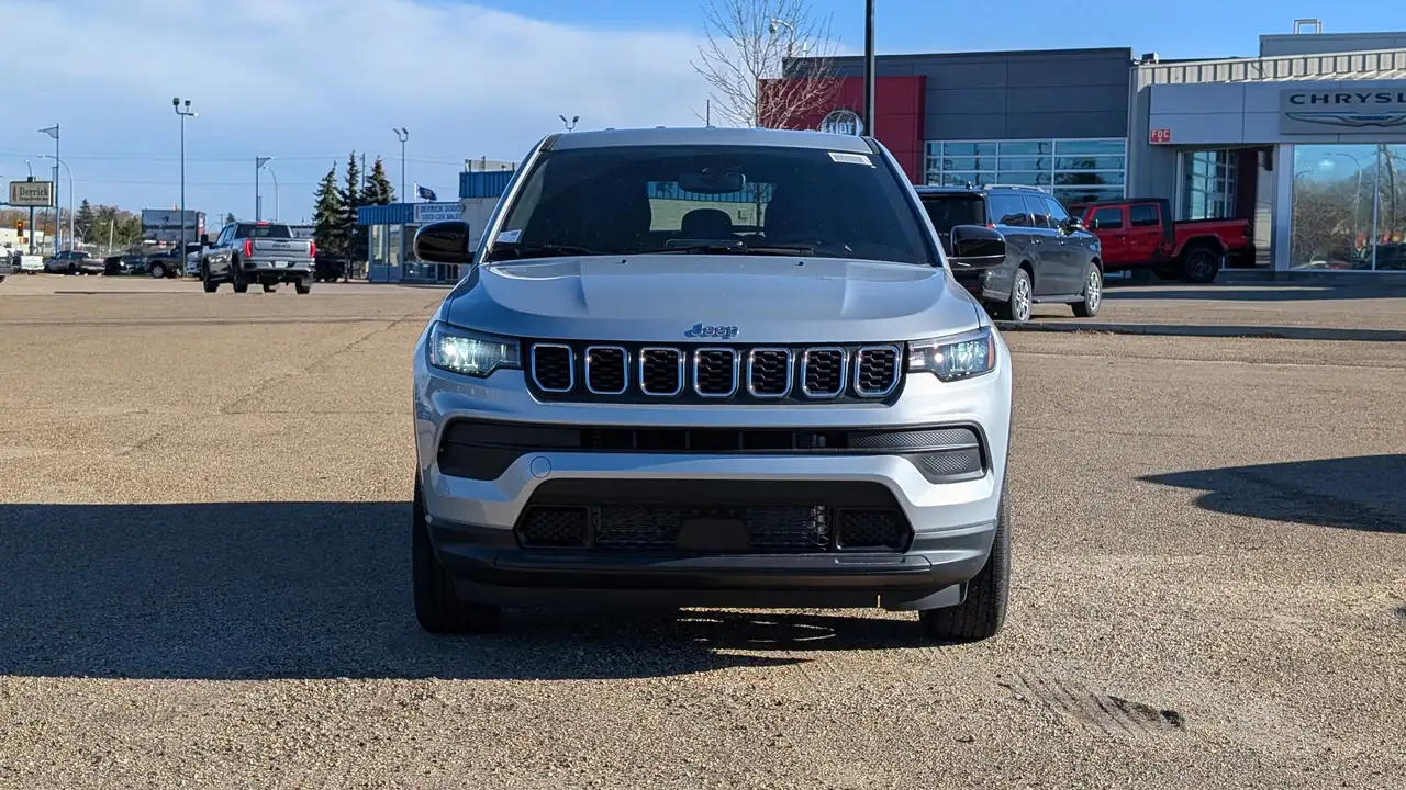 Jeep Compass photo Jeep Compass