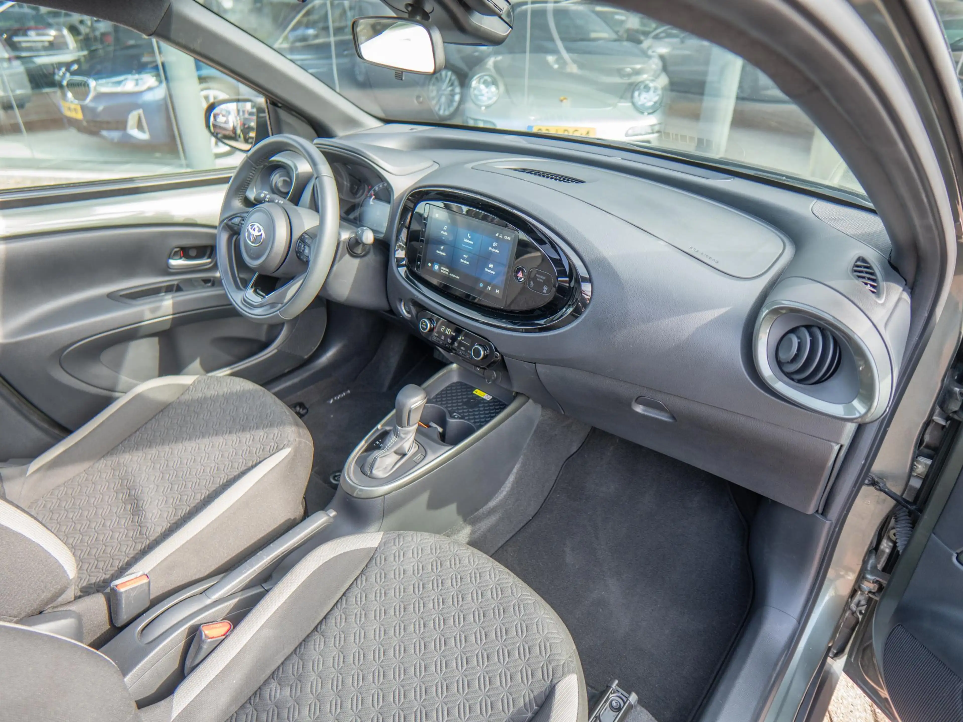 Toyota Aygo X 1.0 VVT-i S-CVT Pulse | Nette staat | Dealer onder — photo 5