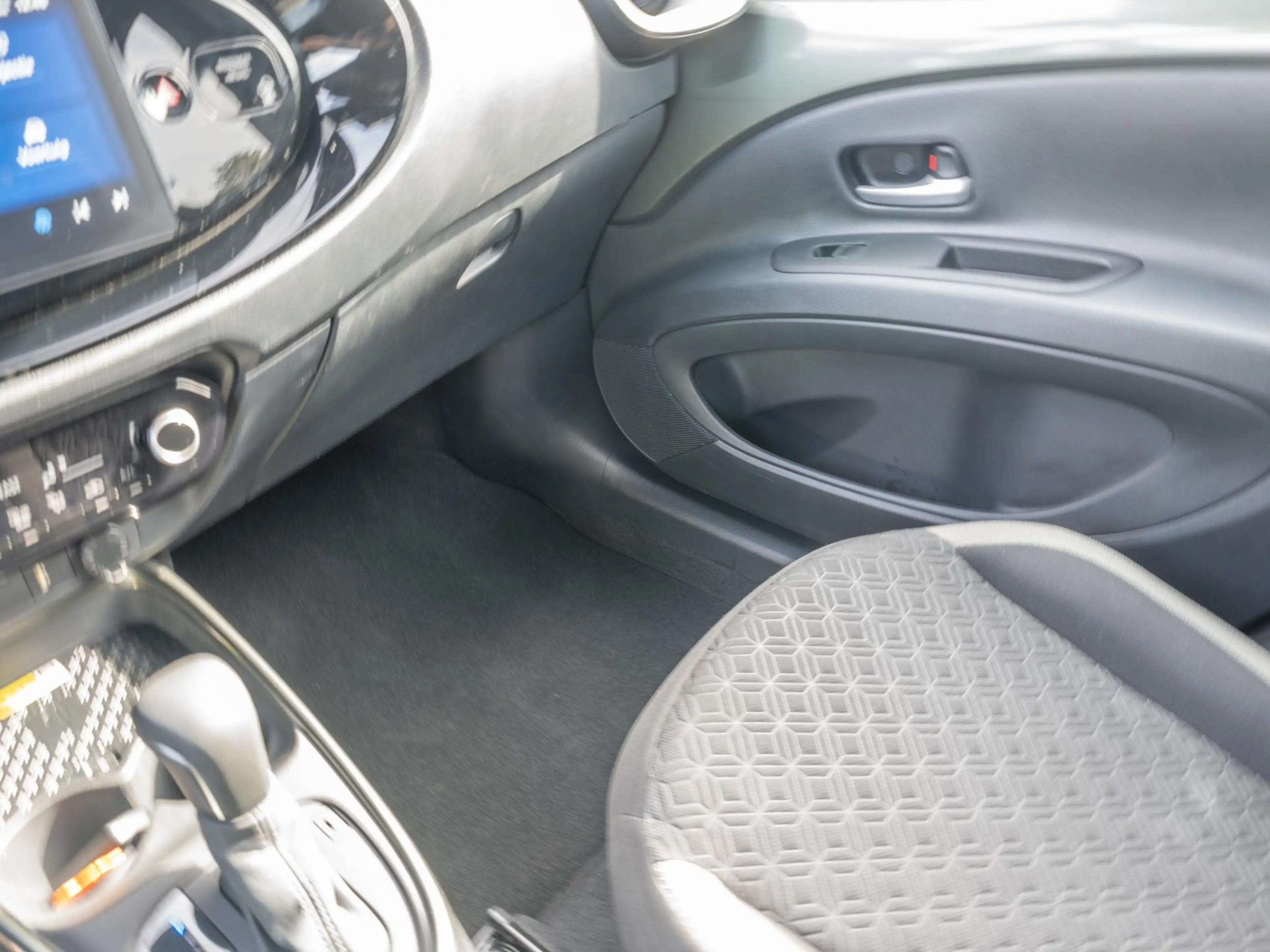 Toyota Aygo X 1.0 VVT-i S-CVT Pulse | Nette staat | Dealer onder — photo 29