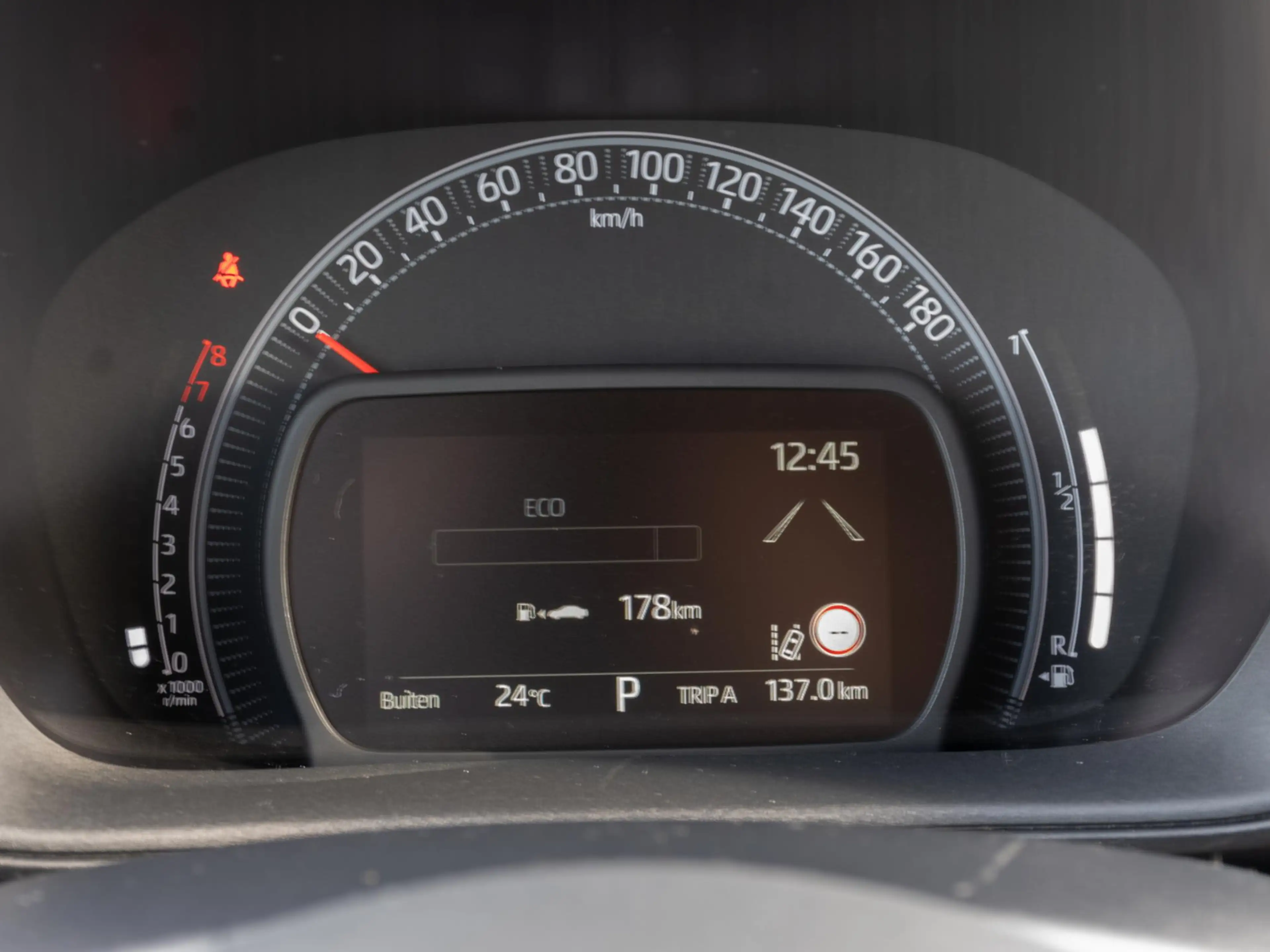 Toyota Aygo X 1.0 VVT-i S-CVT Pulse | Nette staat | Dealer onder — photo 14