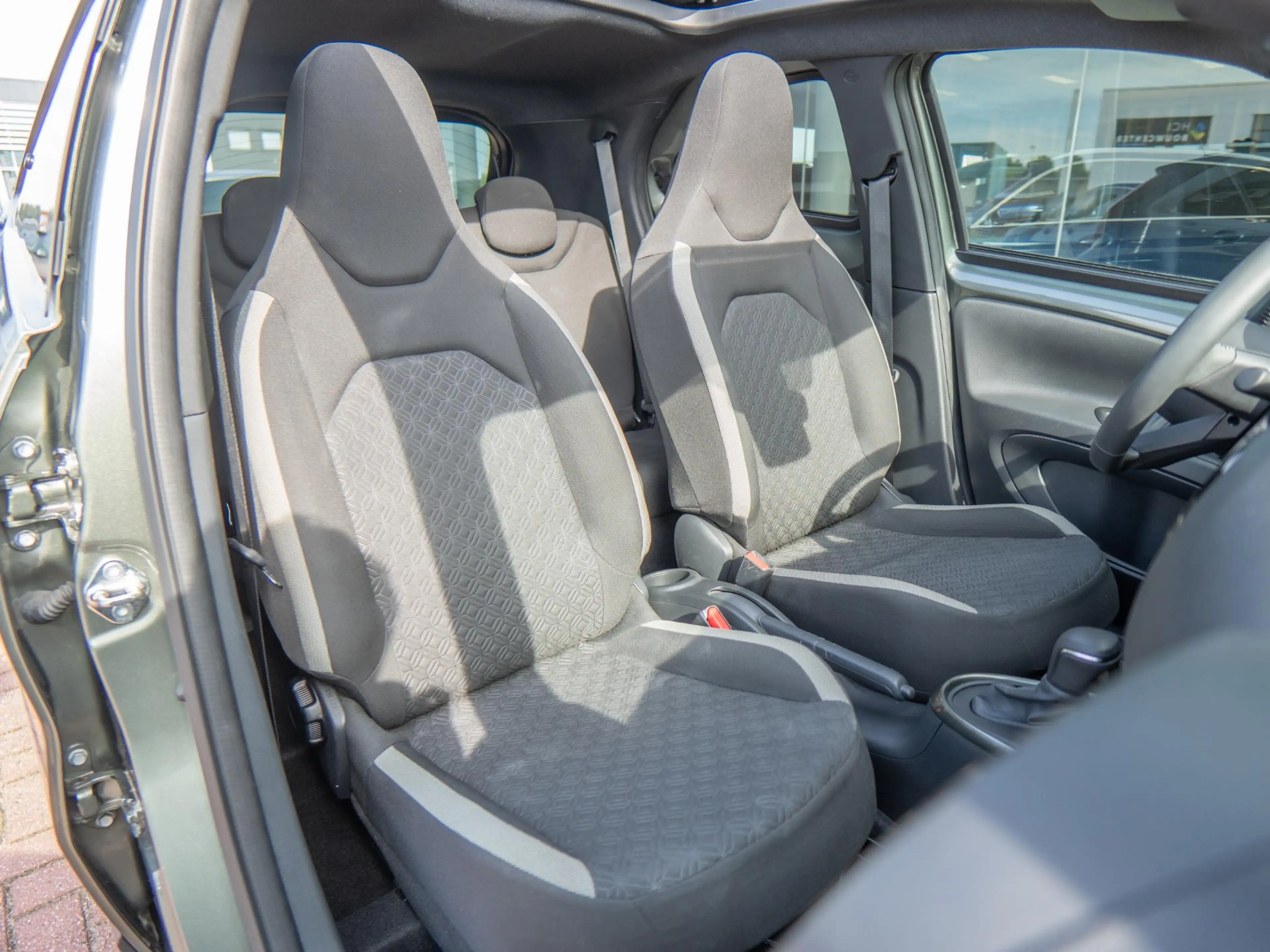 Toyota Aygo X 1.0 VVT-i S-CVT Pulse | Nette staat | Dealer onder — photo 32