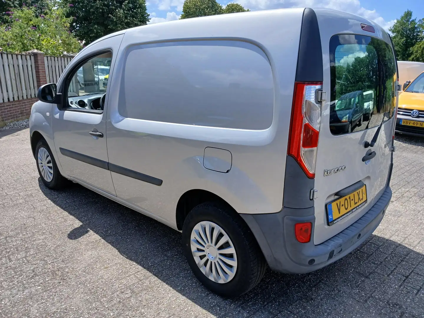 Renault Kangoo Express 1.5 dCi 90 Express Black Edition airco cru Grijs - 2