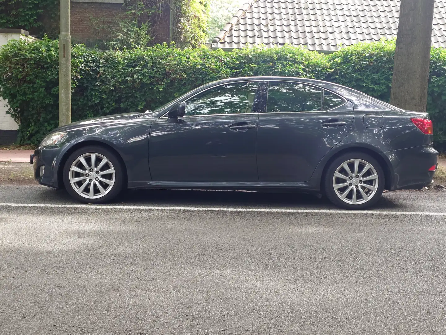 Lexus IS 250 IS 250 Aut. Luxury Line Grijs - 2