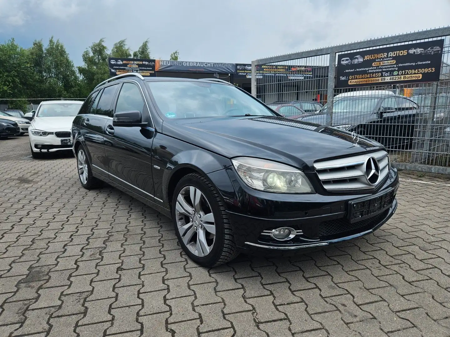 Mercedes-Benz C 200 CDI AUTOMATIK*XENON*LEDER*NAVI*PDC*SITZHZ* Schwarz - 1