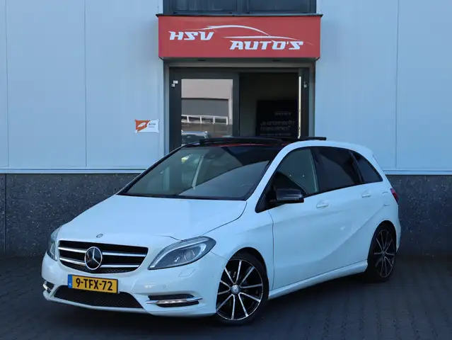 Mercedes-Benz B 180 Prestige Navigatie Leer Led