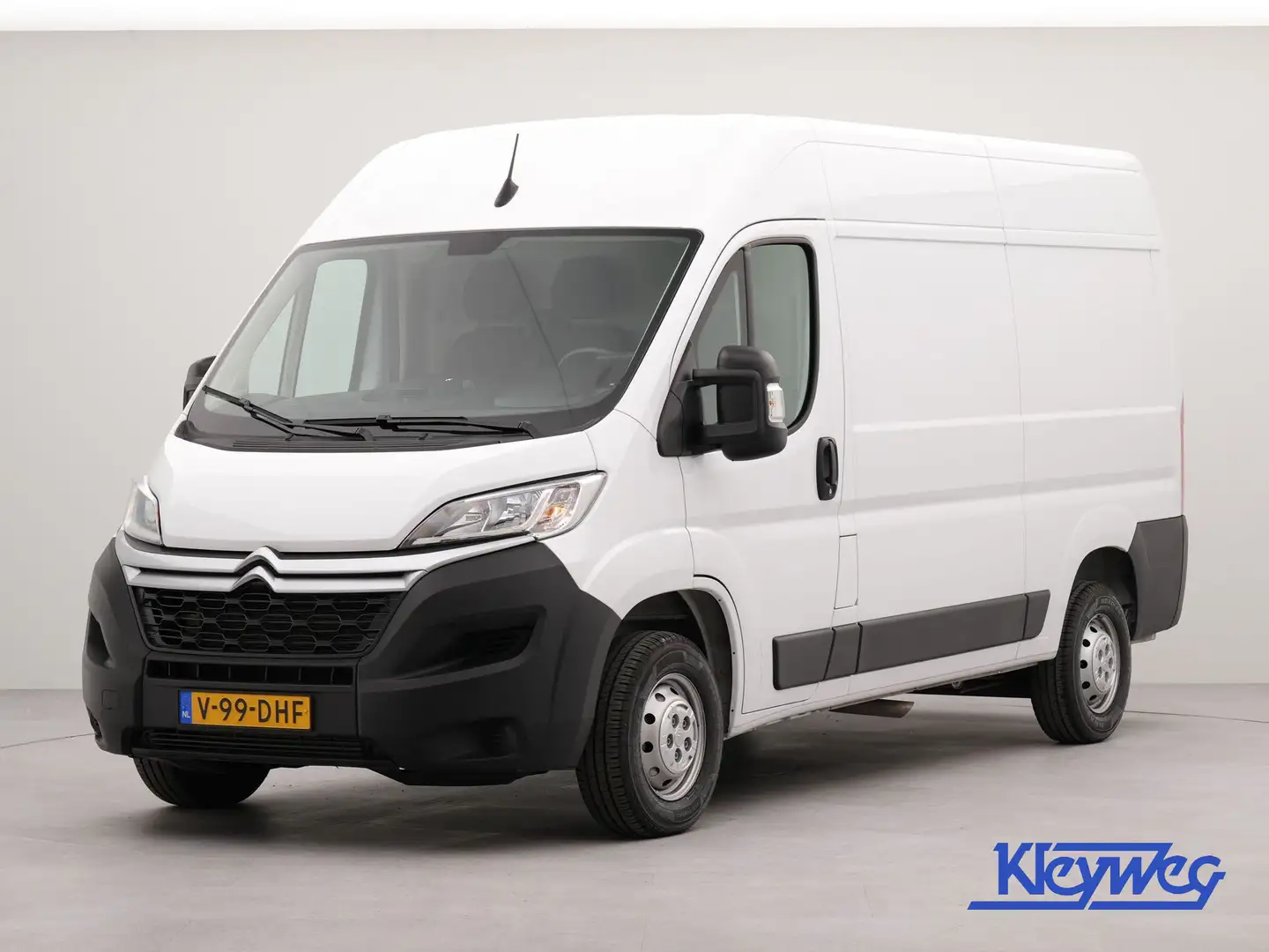 Citroen Jumper 2.2 BlueHDi 120 S&S L2H2 3.0t Wit - 1