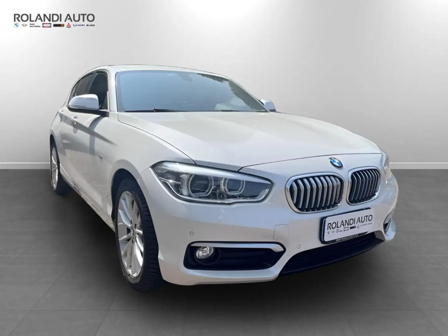 BMW 116 d Urban 5p Bianco - 2