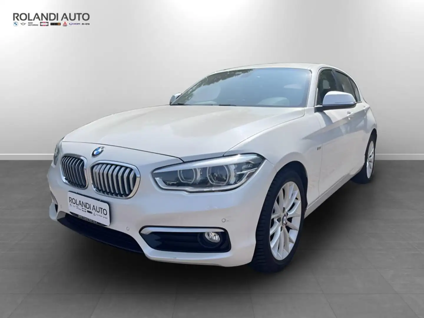 BMW 116 d Urban 5p Bianco - 1