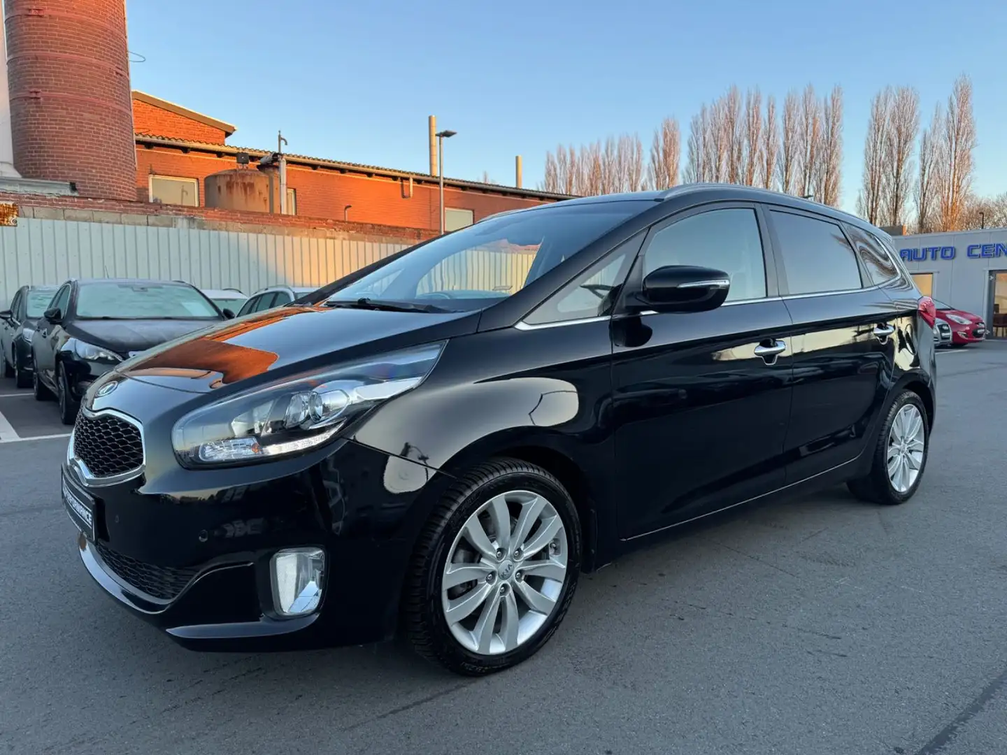 Kia Carens Dream Team *NAVI*RFK*SITZH*TEMP* Noir - 1