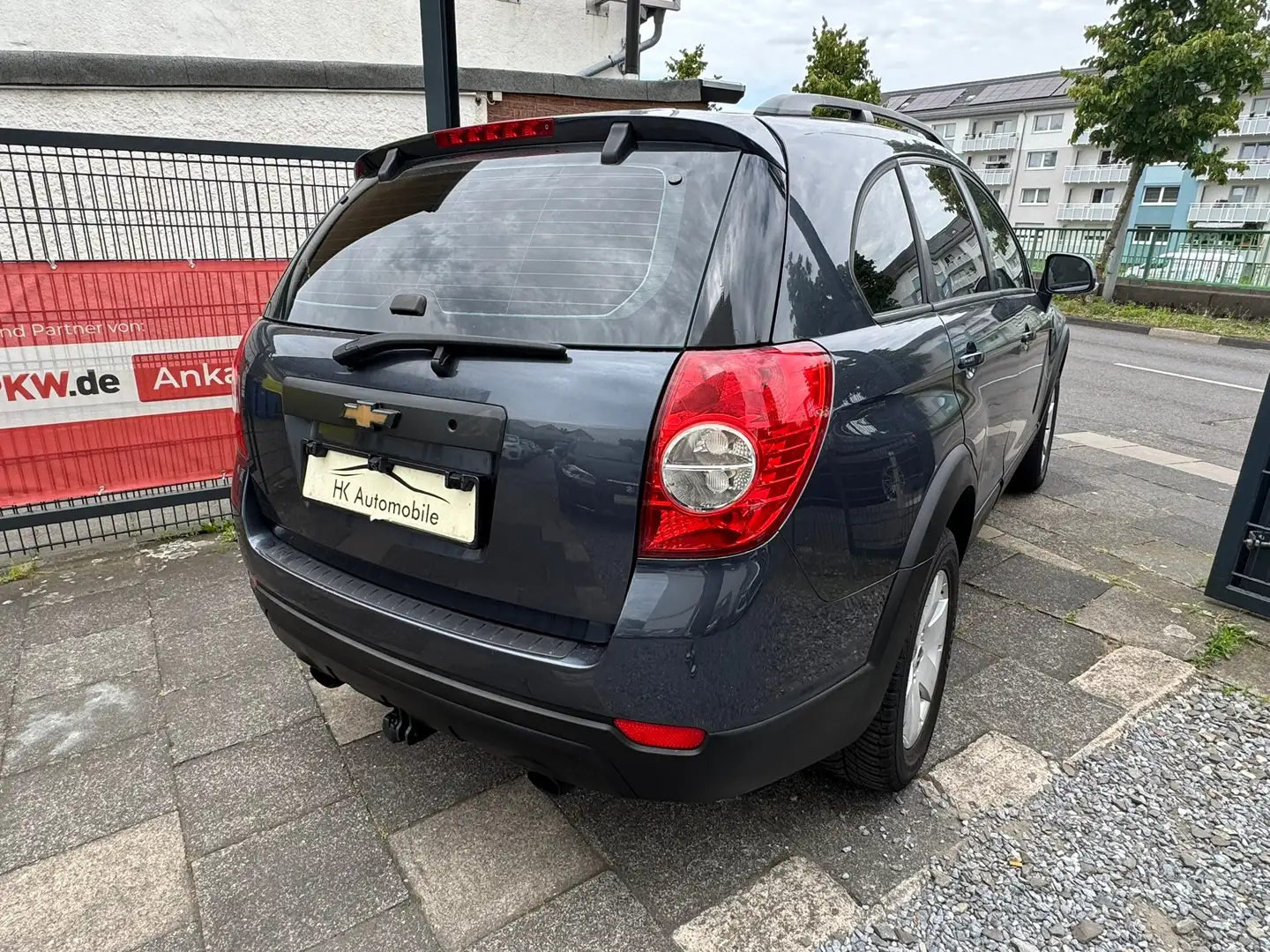 Chevrolet Captiva 2.0 4WD 7 Sitzer LT Schwarz - 2