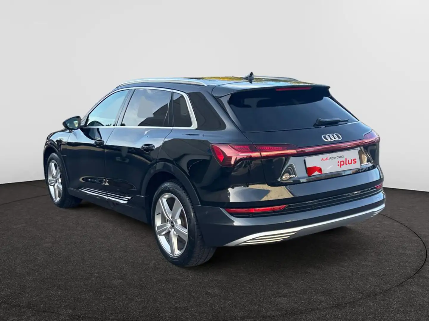 Audi e-tron Audi e-tron  Advanced 55 quattro 300,00 kW Negro - 2