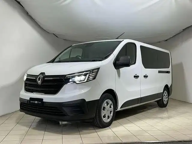 Renault Trafic Trafic Passenger 2.0 Blue dci 110cv L2H1 Authentic