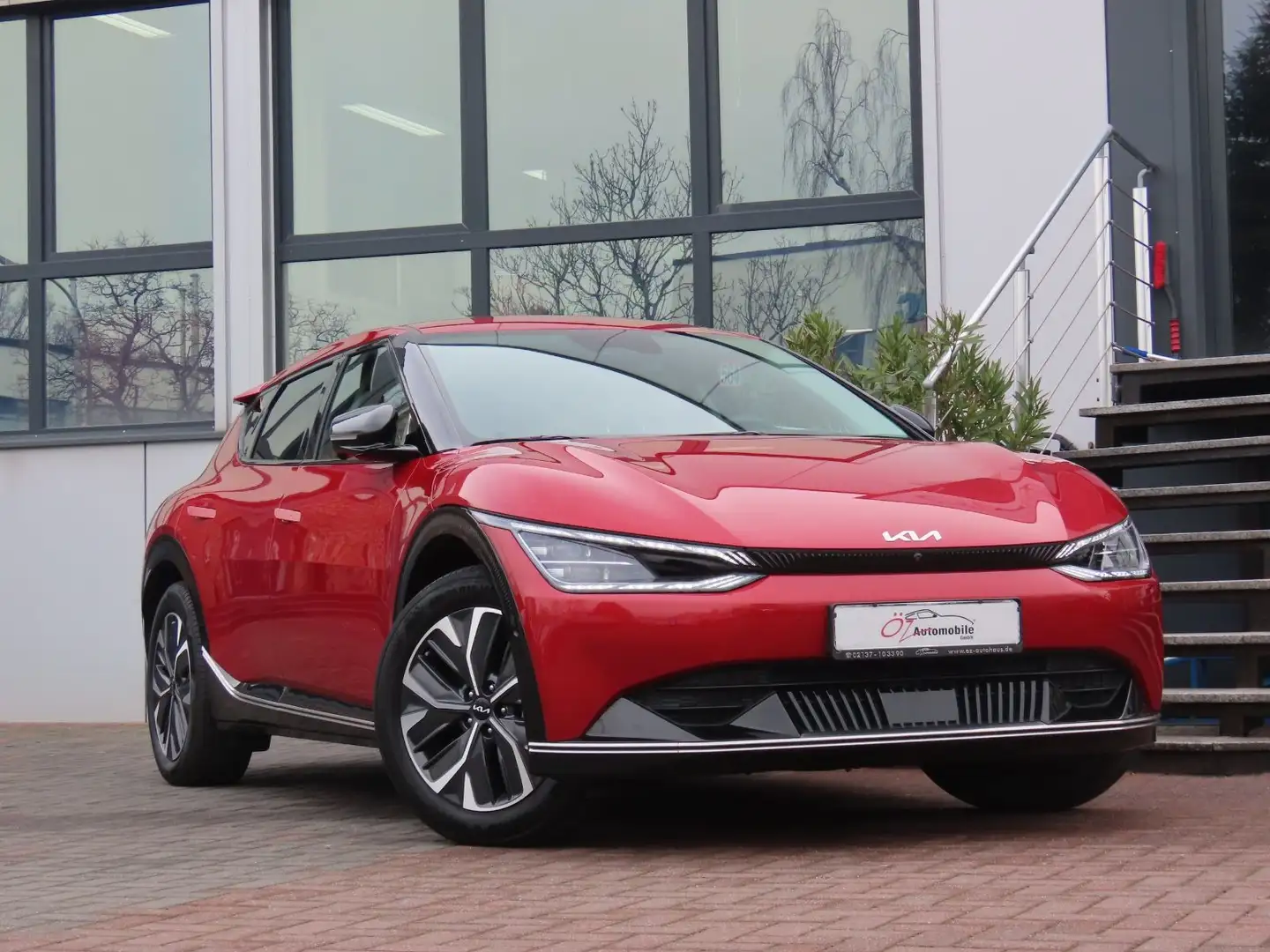 Kia EV6 77,4 kWh 168 kW Wärmepumpe Sitzbelüf. Rot - 1