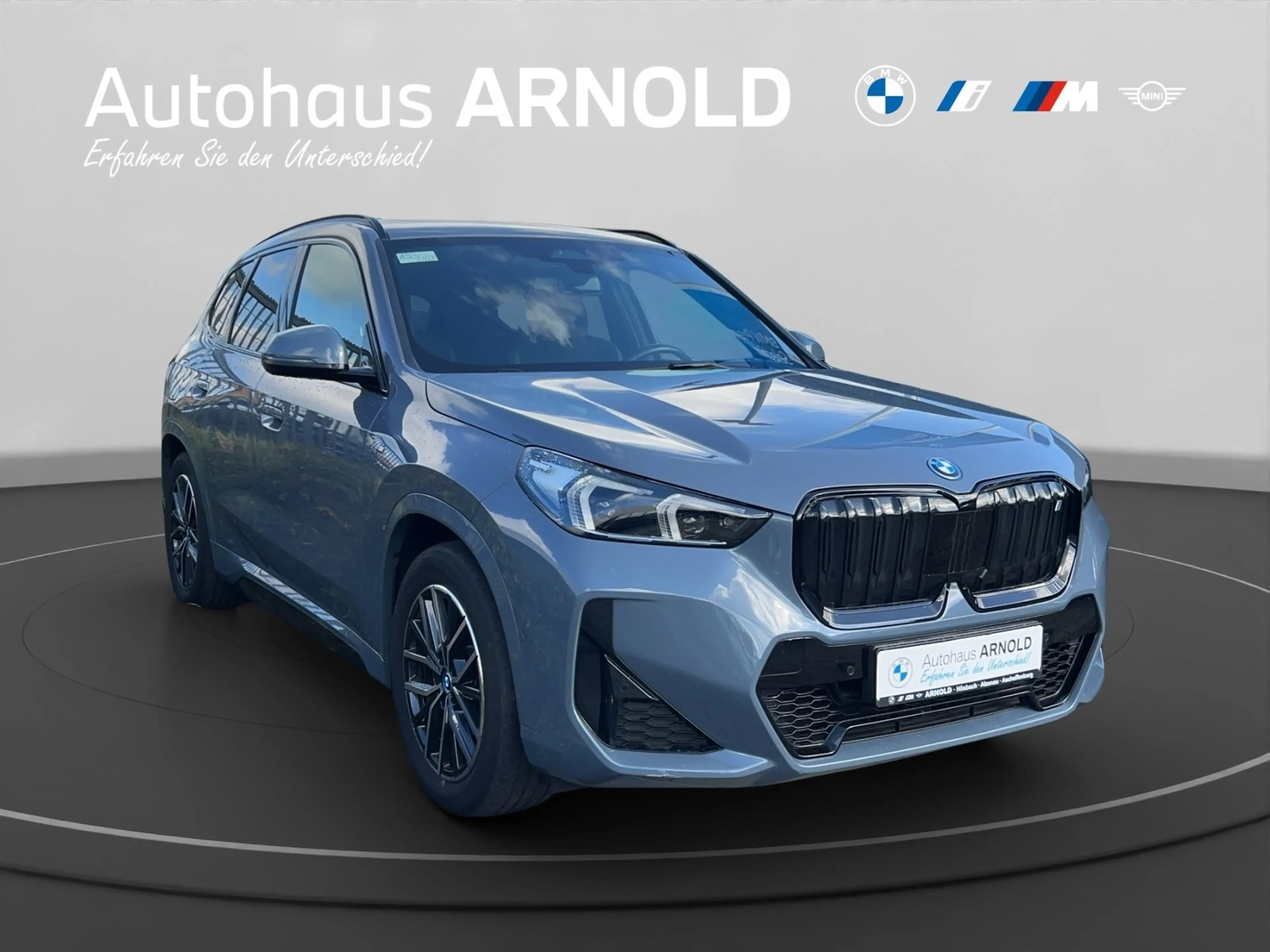 BMW iX1 xDrive30 M Sportpaket Driving Assist. Plus Pano.Da — photo 3