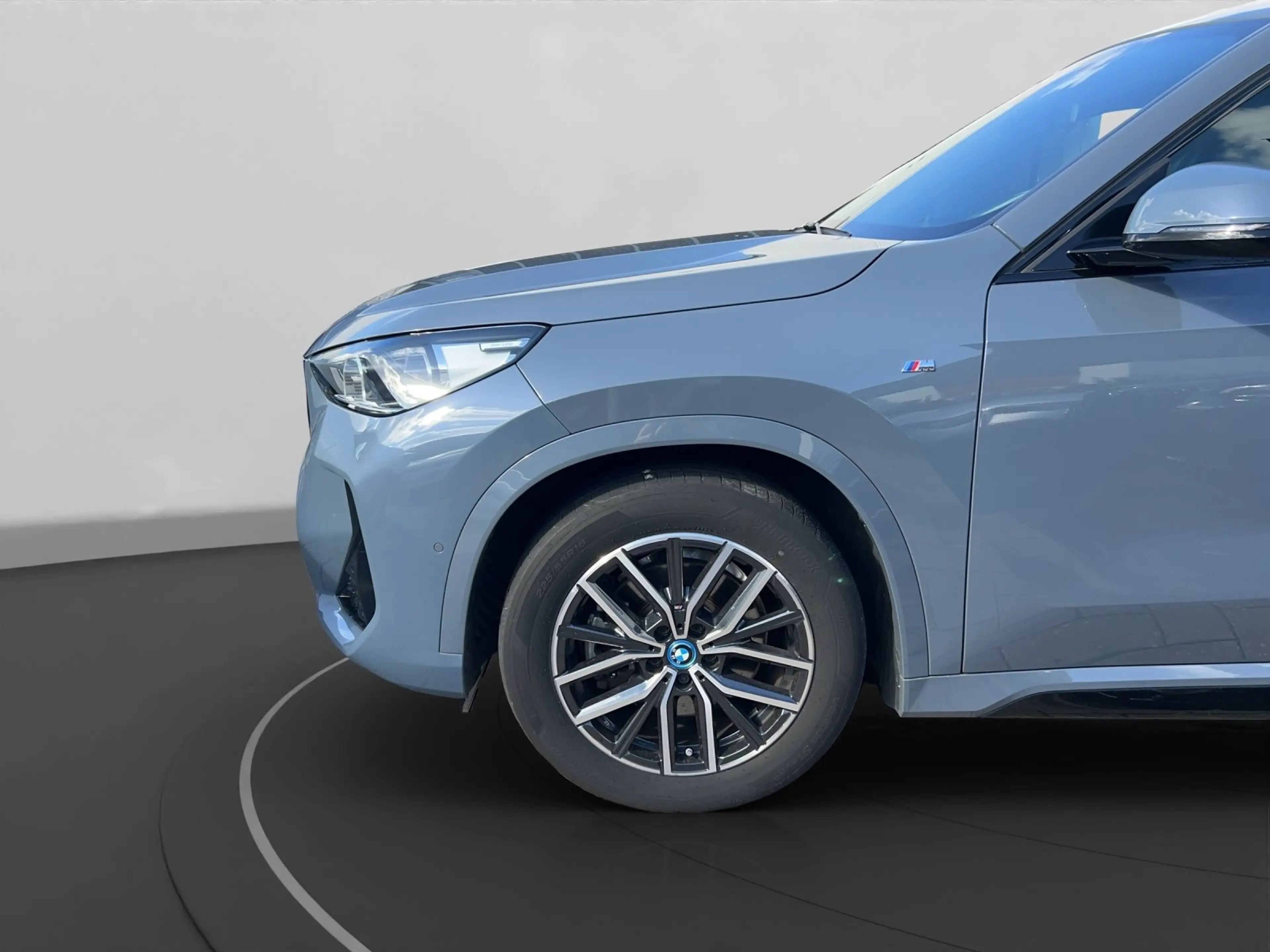 BMW iX1 xDrive30 M Sportpaket Driving Assist. Plus Pano.Da — photo 15