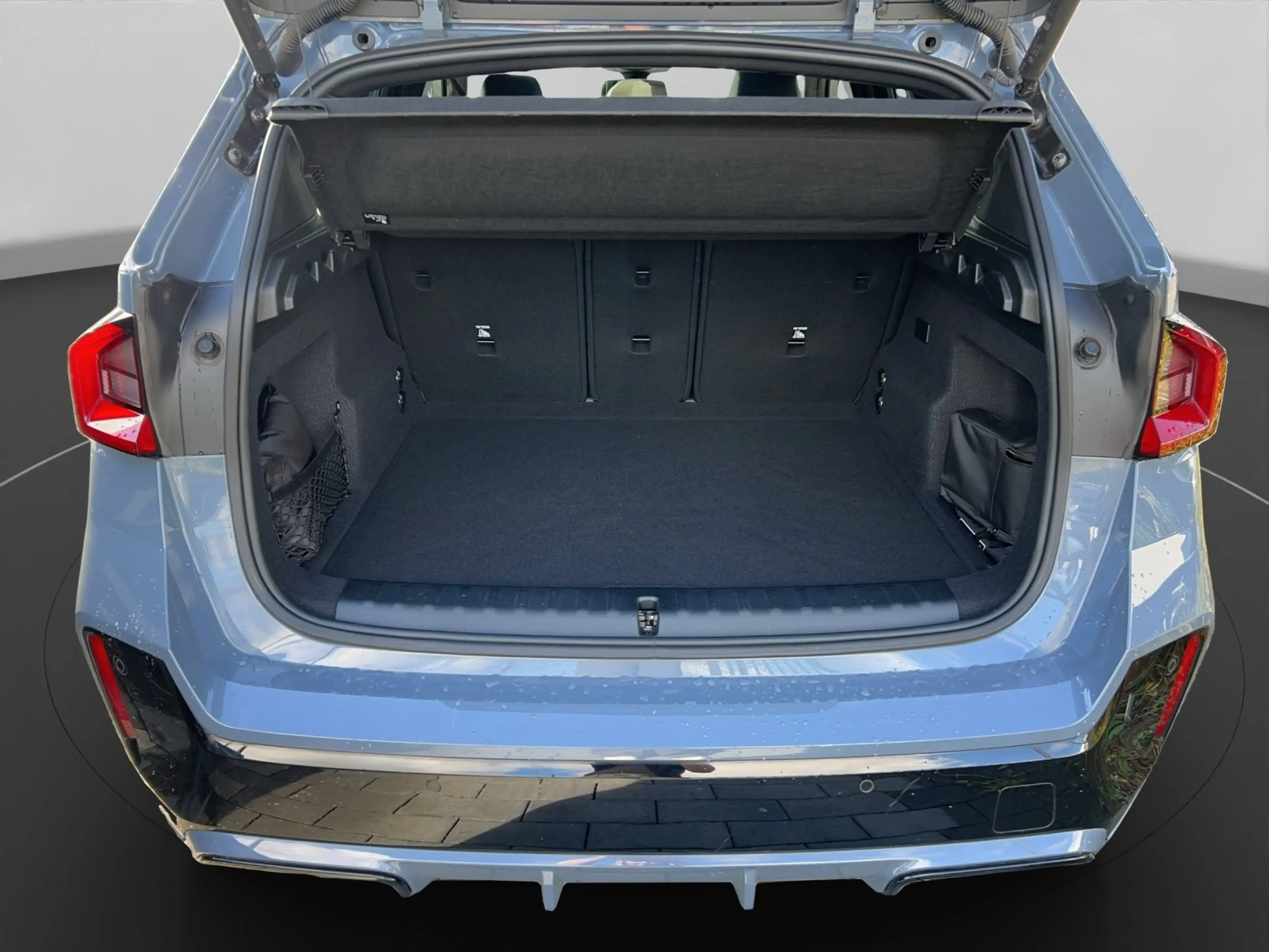 BMW iX1 xDrive30 M Sportpaket Driving Assist. Plus Pano.Da — photo 14