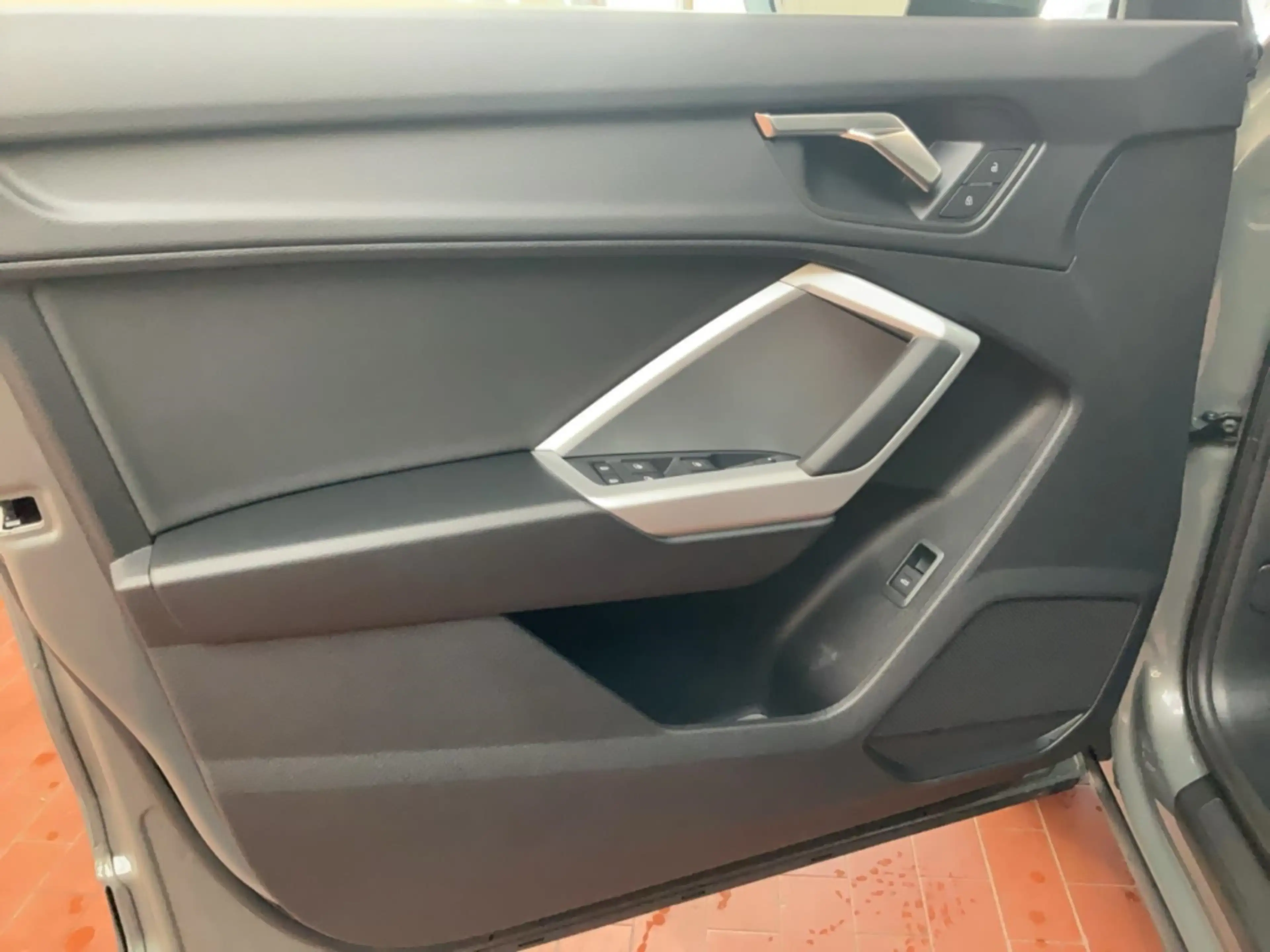 Audi Q3 35 1.5 TFSI Alu LED APS Smart.-Interface Sitzh. — photo 12