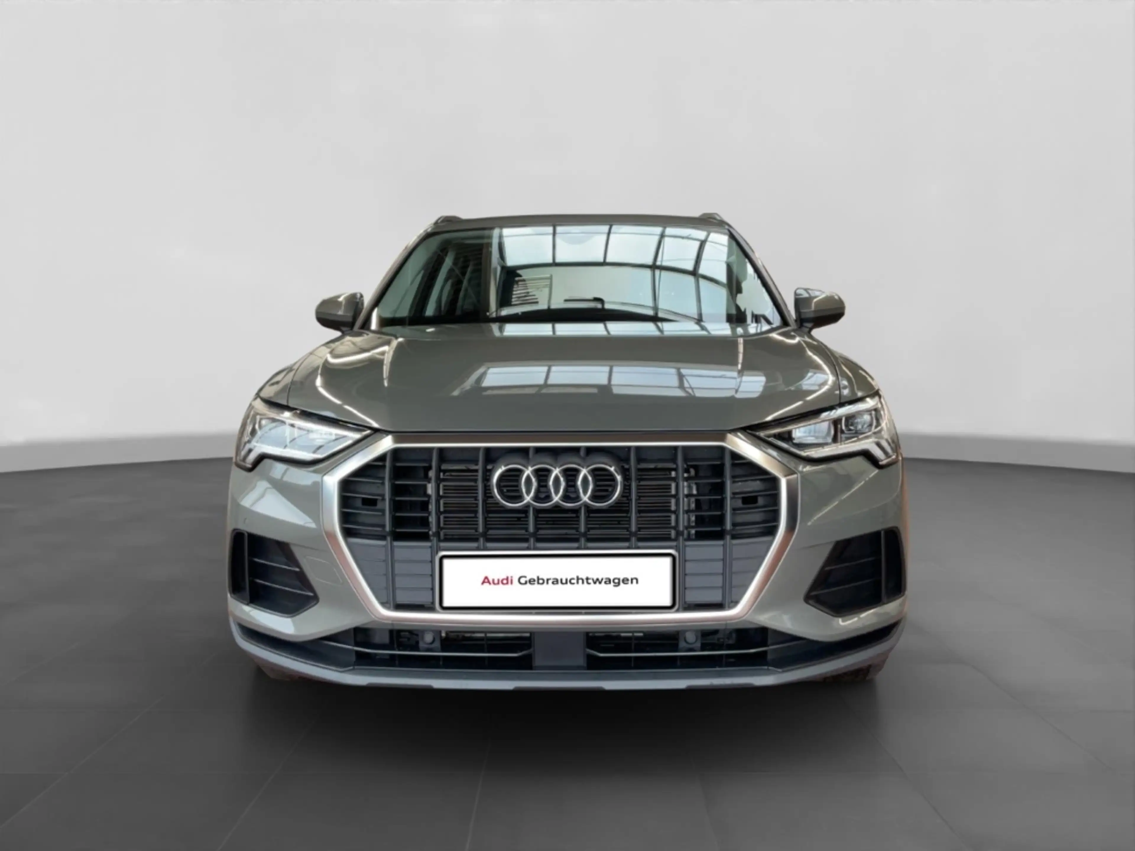 Audi Q3 35 1.5 TFSI Alu LED APS Smart.-Interface Sitzh. — photo 2