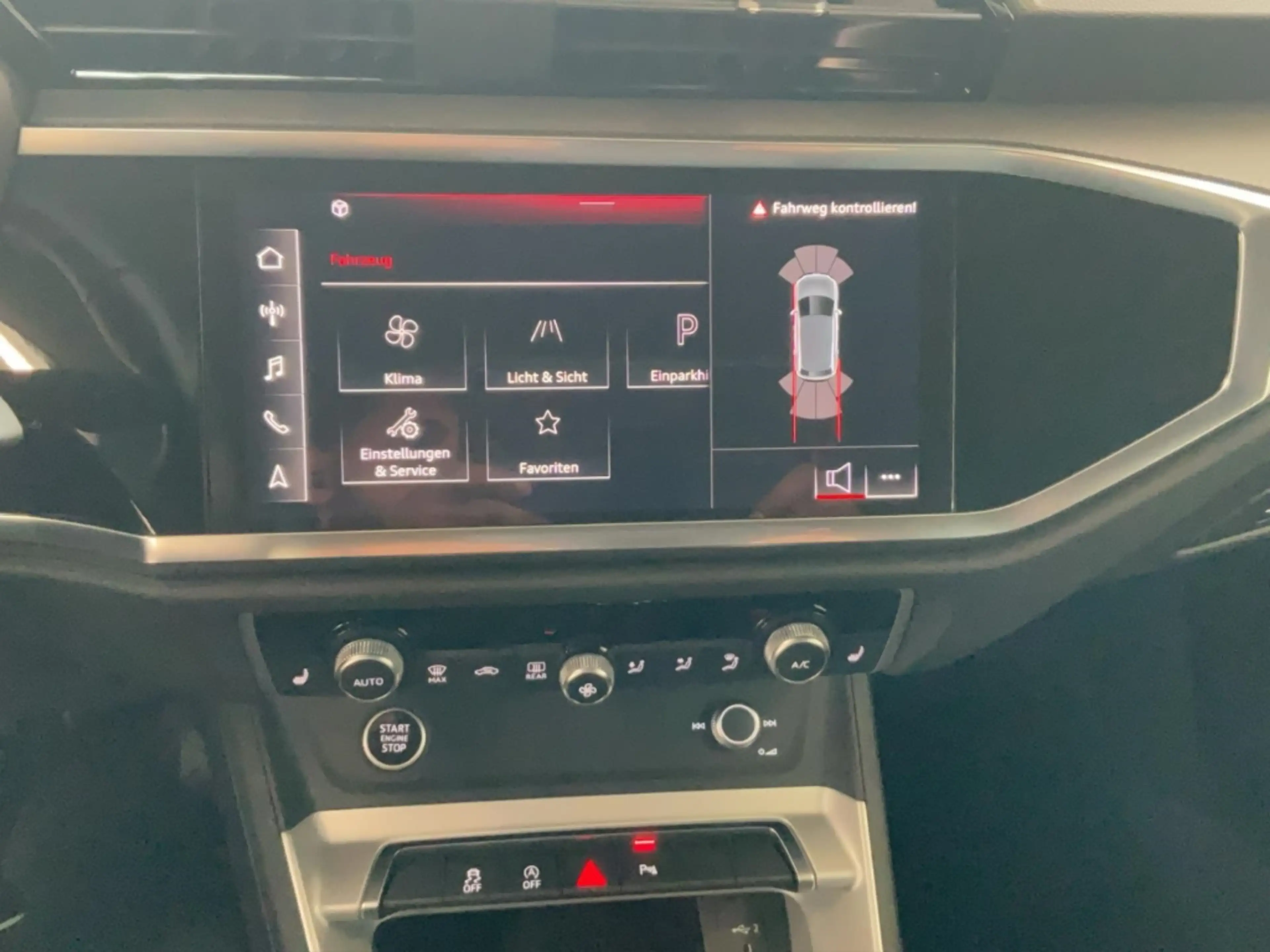 Audi Q3 35 1.5 TFSI Alu LED APS Smart.-Interface Sitzh. — photo 16