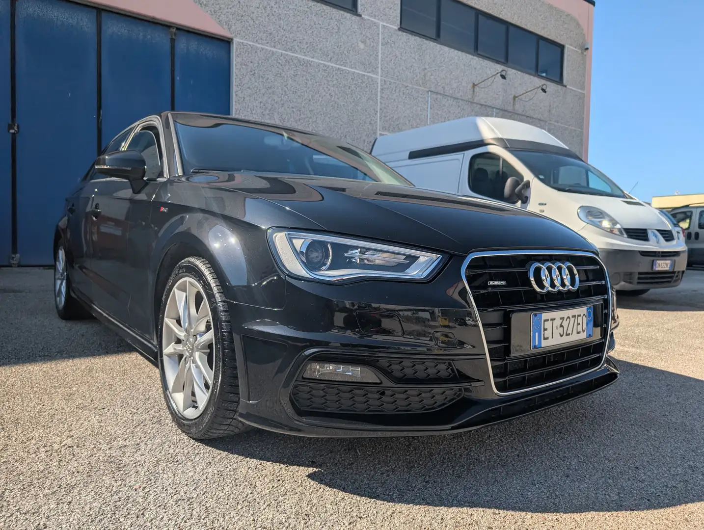 Audi A3 A3 SPORTBACK/S-LINE/QUATTRO/17”/XENON/NAVI/USB// Zwart - 1
