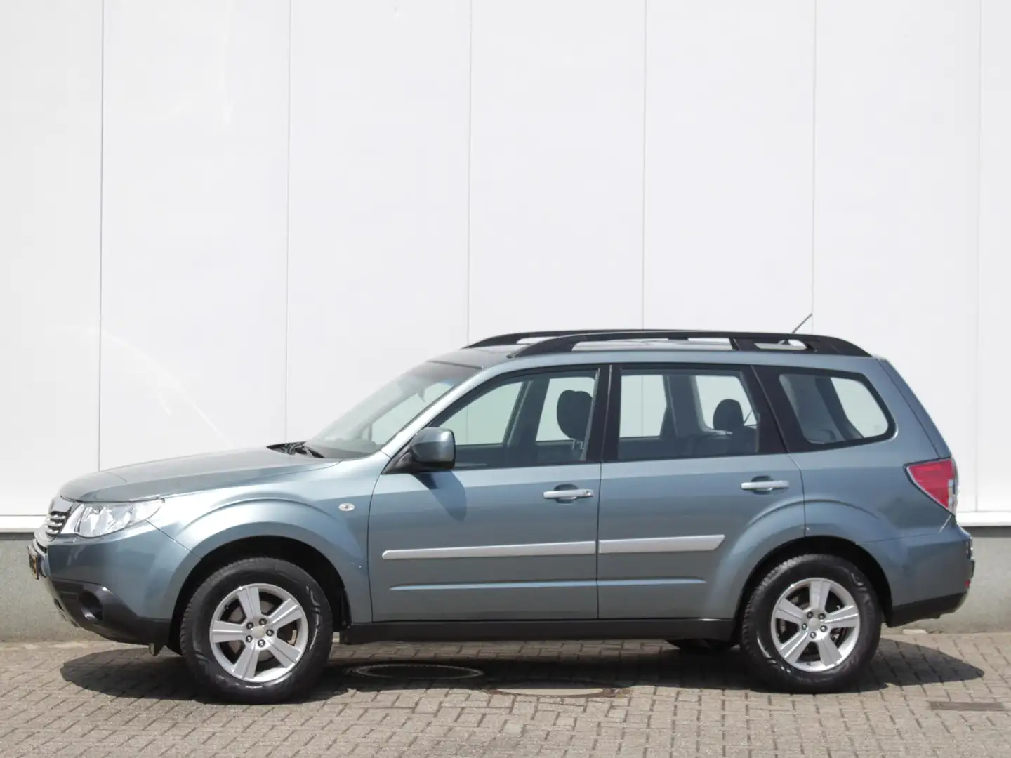 Subaru Forester 2.0 Luxury | Clima | Panodak | Park sens | Lm-Velg Groen - 2
