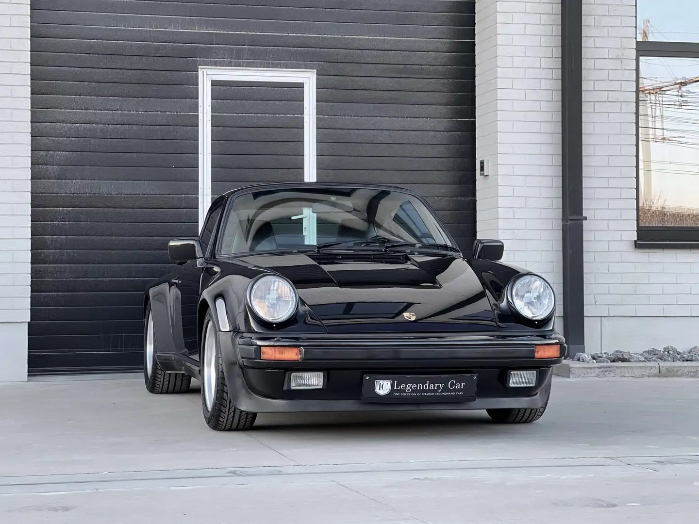 Porsche 911 3.3 TURBO - ORIGINAL 61.000 KM Noir - 2