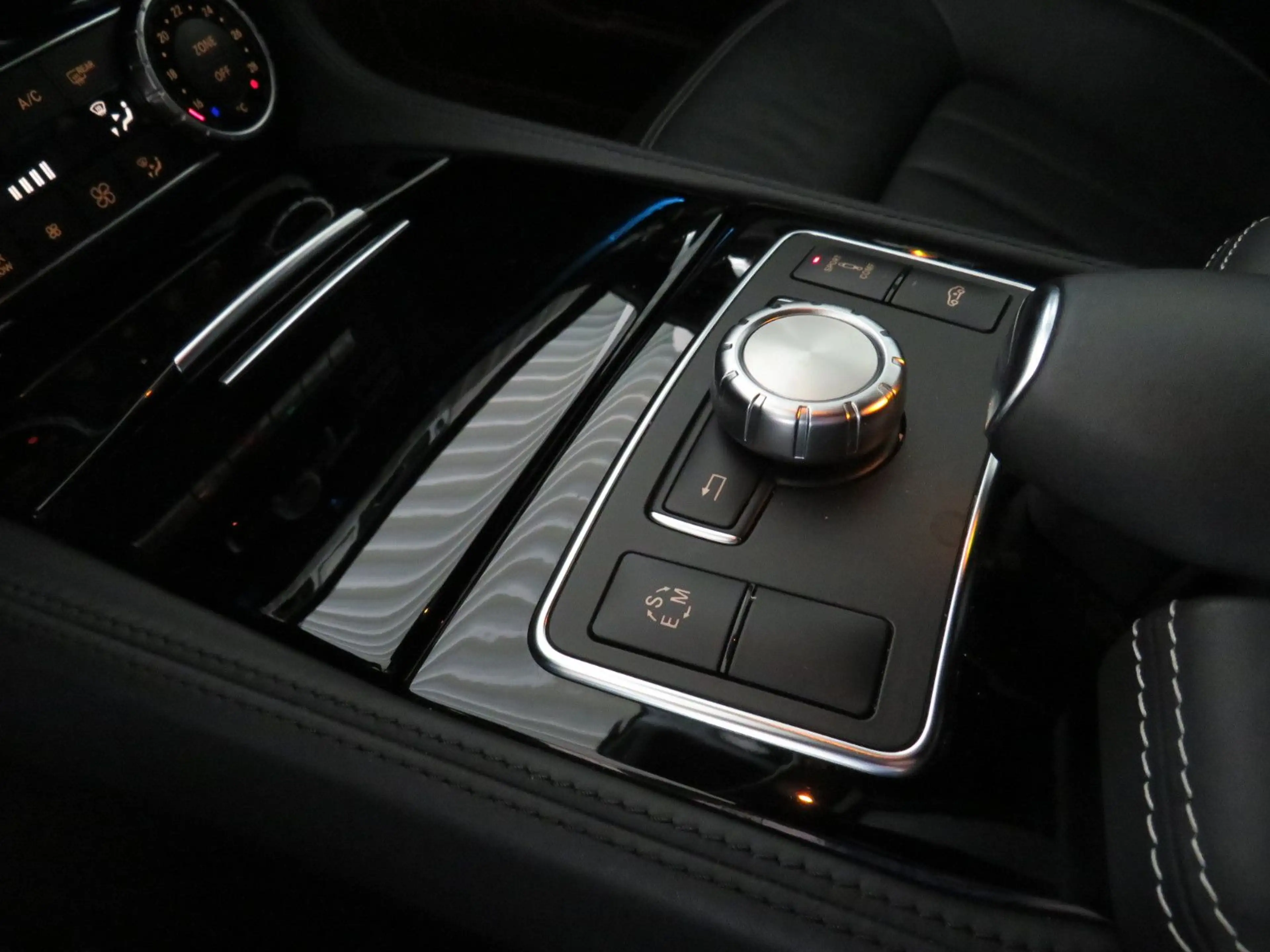 Mercedes-Benz CLS CLS 500 Shooting Brake — photo 11