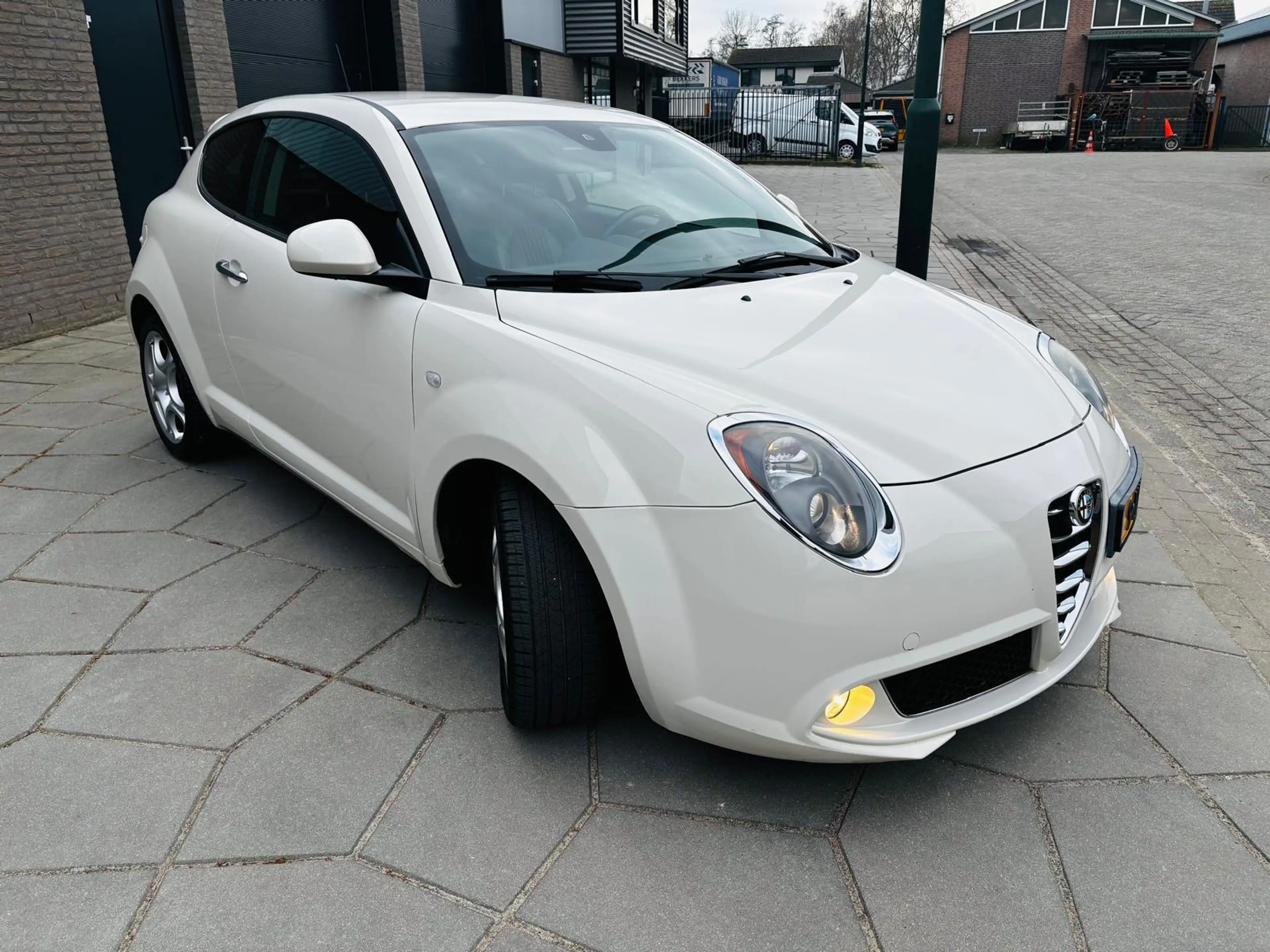 Alfa Romeo MiTo 0.9 TwinAir Esclusivo| AIRCO|4x All-Season | LMvl. — photo 3
