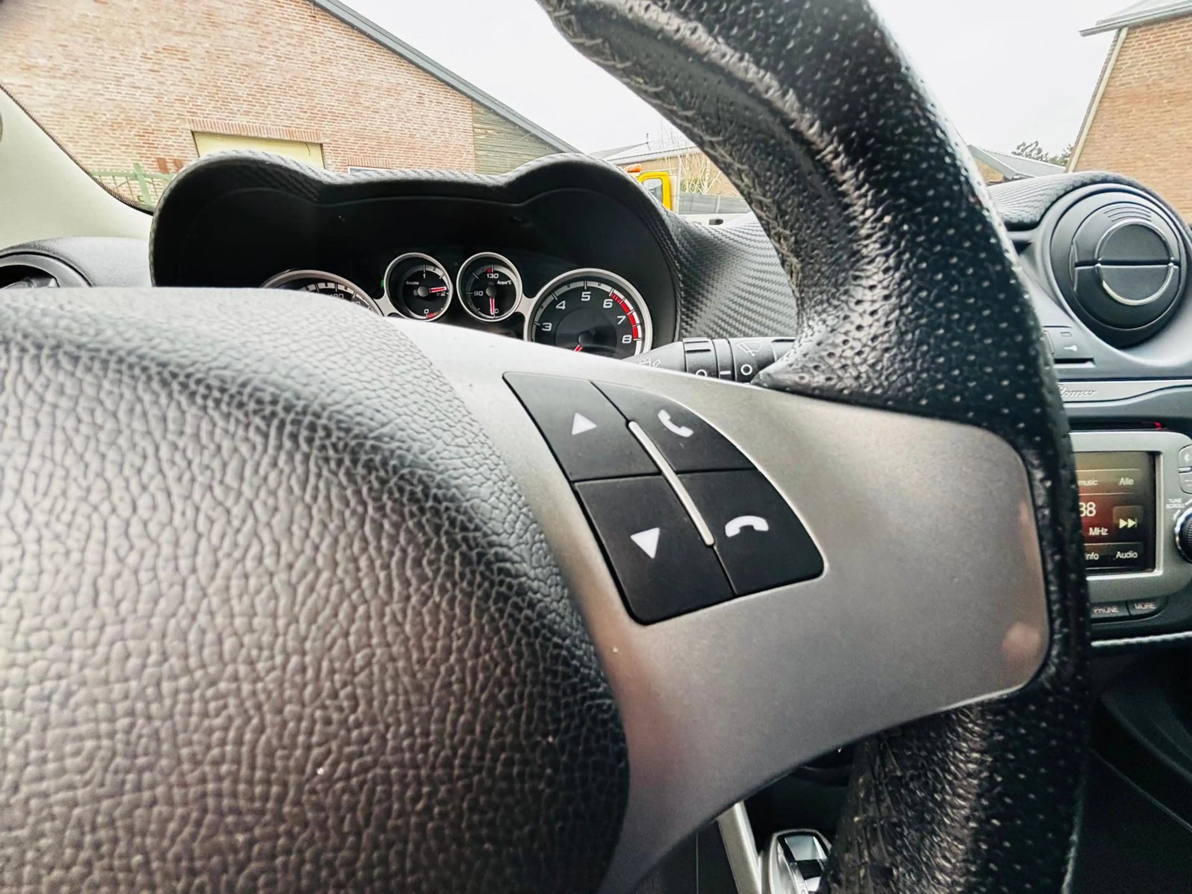 Alfa Romeo MiTo 0.9 TwinAir Esclusivo| AIRCO|4x All-Season | LMvl. — photo 12