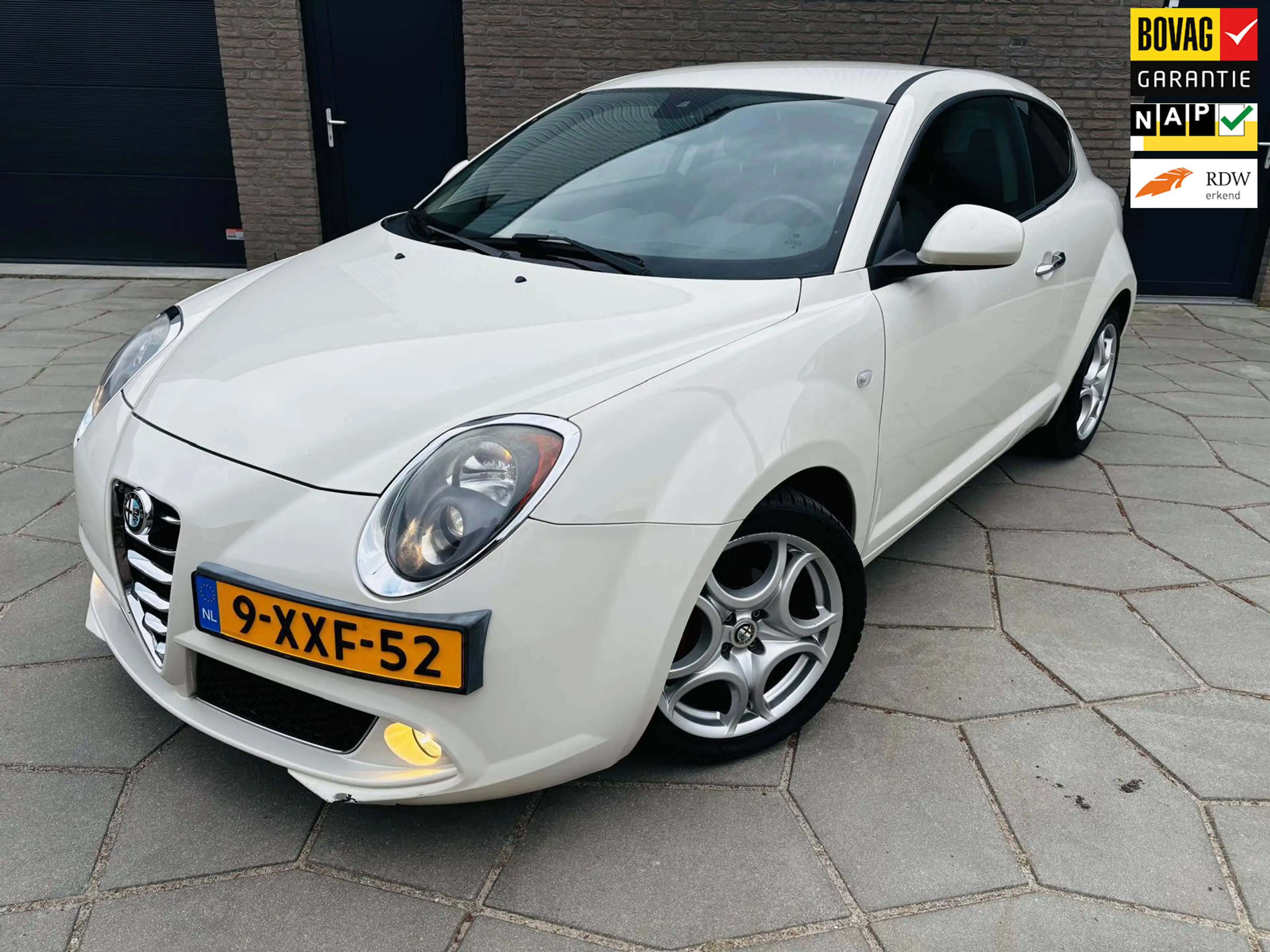 Alfa Romeo MiTo 0.9 TwinAir Esclusivo| AIRCO|4x All-Season | LMvl.