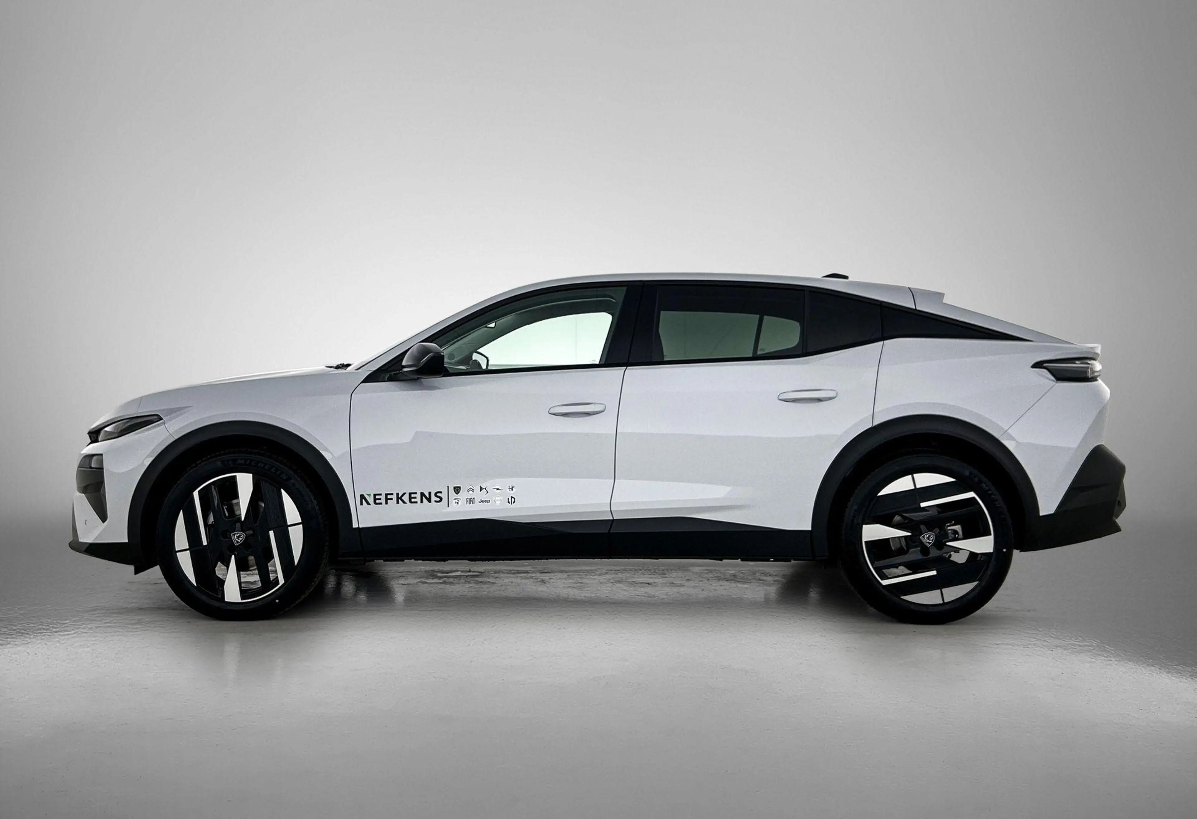 Peugeot 408 Allure Hybrid 145pk Automaat | DEMO | Connected Na — photo 2