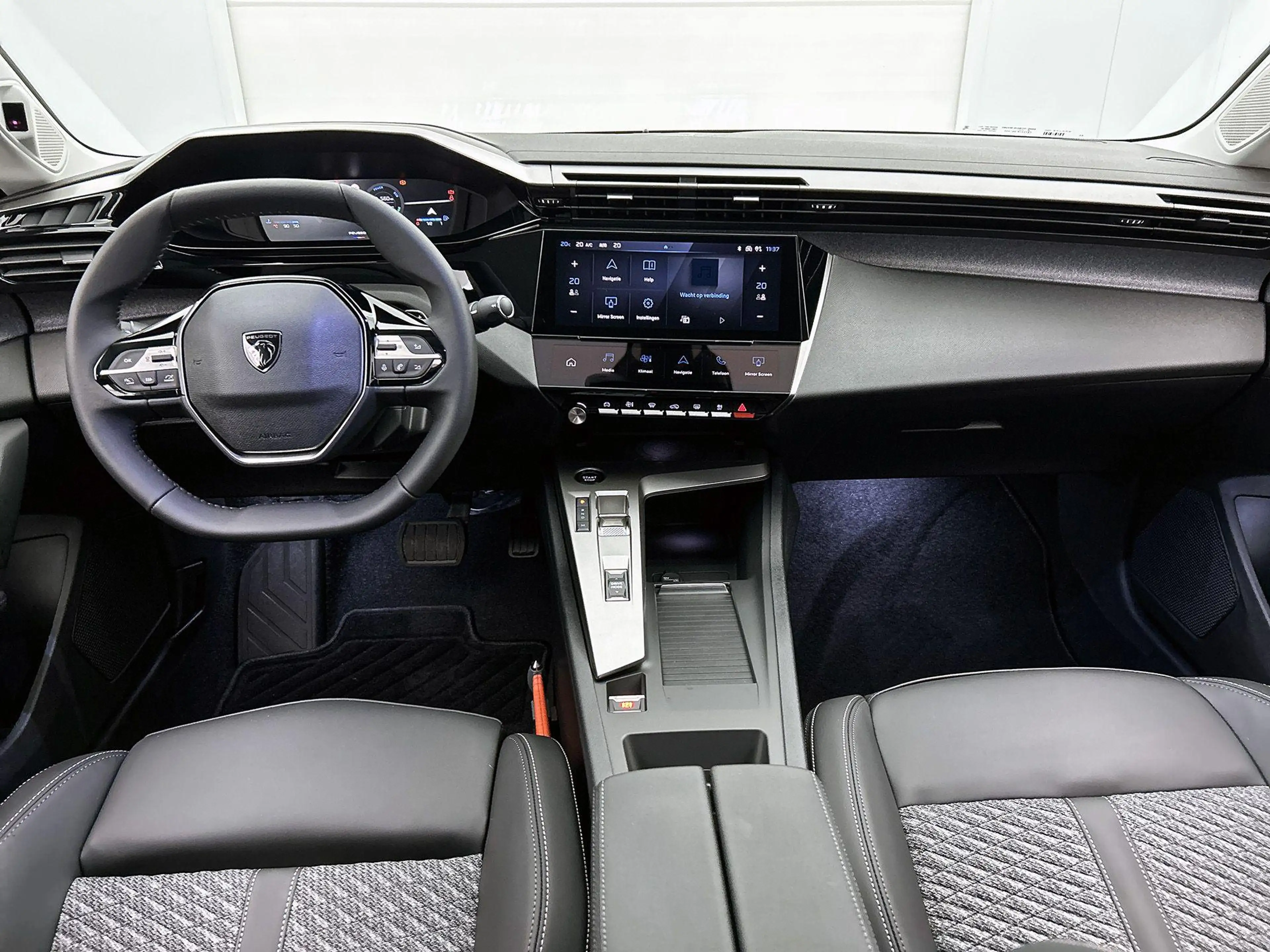 Peugeot 408 Allure Hybrid 145pk Automaat | DEMO | Connected Na — photo 12