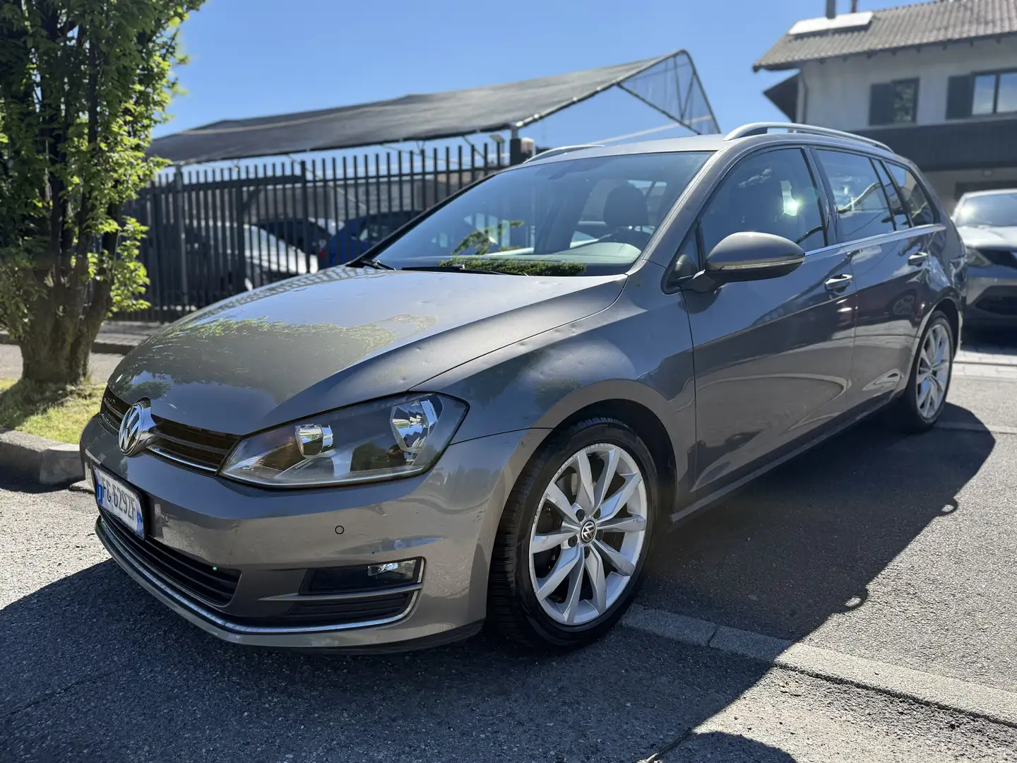 Volkswagen Golf Variant 1.6 tdi Executive 110cv Grandinata Grigio - 2