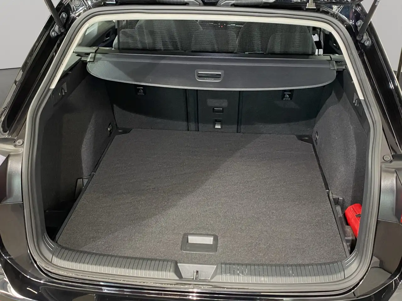 Volkswagen Golf Variant VIII Variant 2.0 TDI Life / Navi LED 11