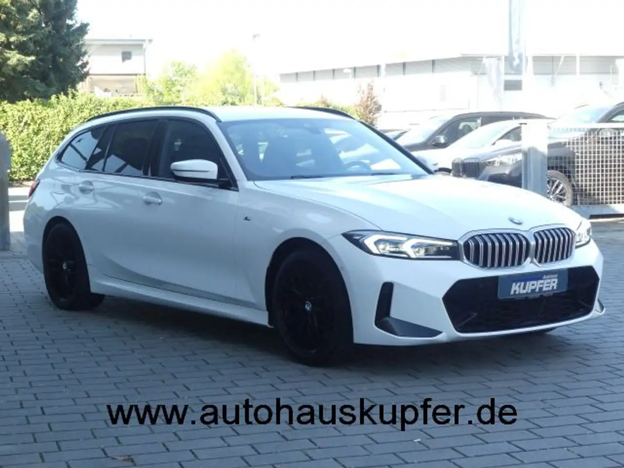 BMW 318 i Tour M Sportp. AHK°ACC*Ad.LED°el.Sitze°18, миниатюра 2