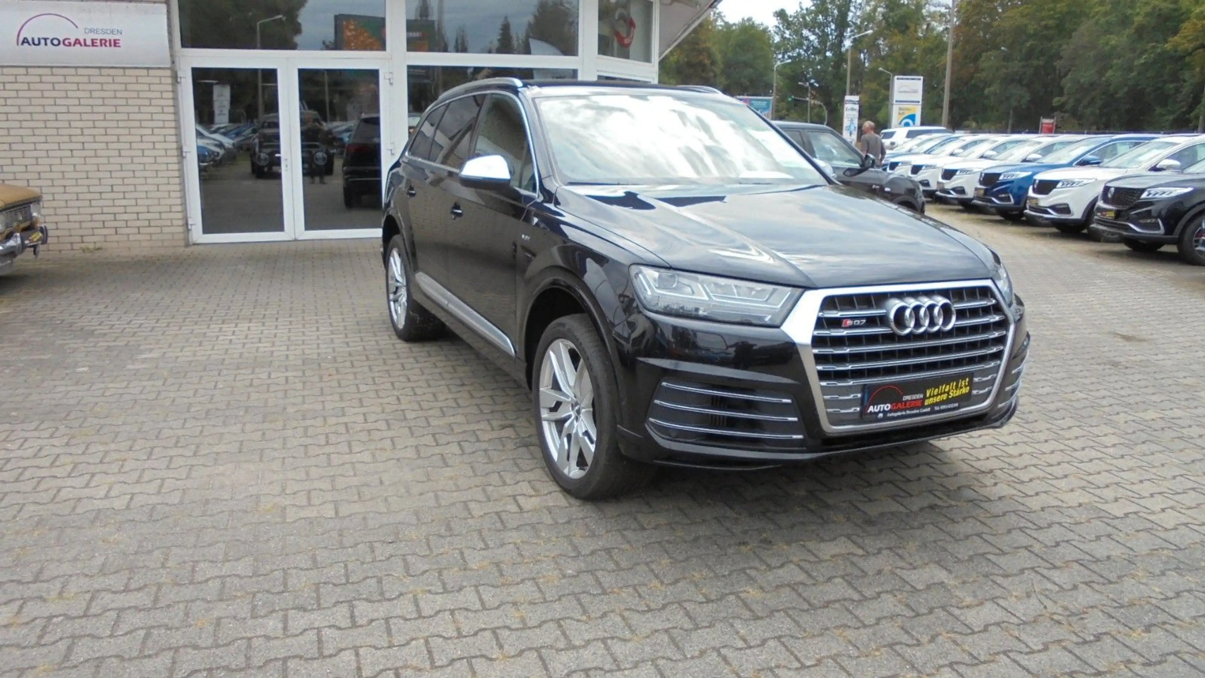 Audi SQ7 4.0 TDI quattro,Head UP, Navi, AHZV, 7-Sitze — photo 3