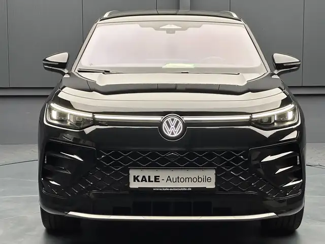 Volkswagen Tayron view 8