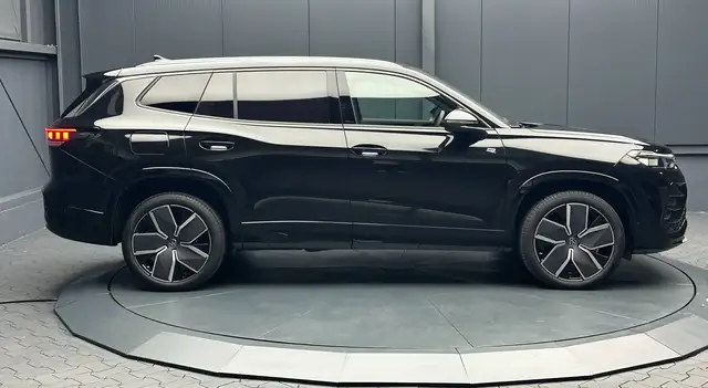 Volkswagen Tayron view 6