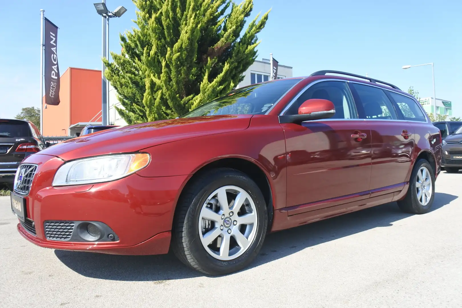 Volvo V70 V70 D3 MOMENTUM Geatronic/ NUR 73200KM/ 5 ZYLINDER - 1