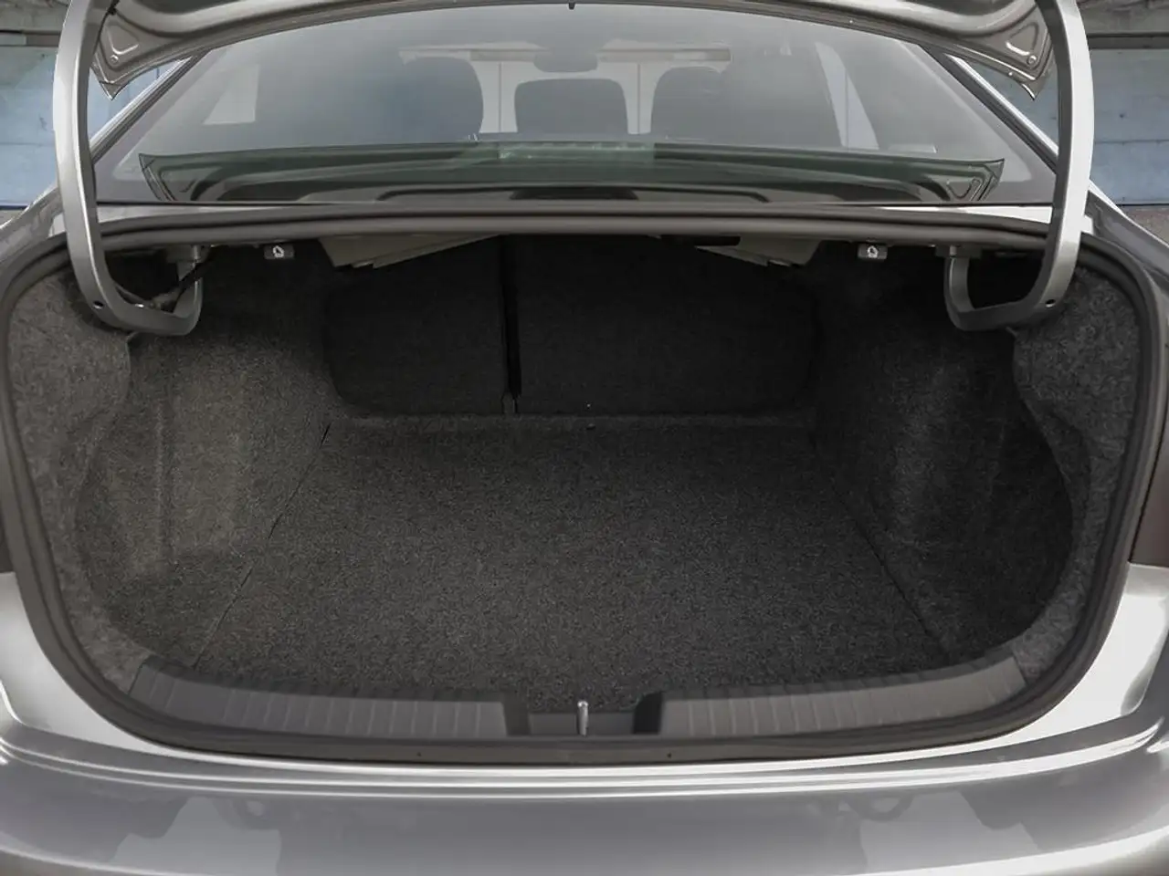 Volkswagen Jetta photo Volkswagen Jetta