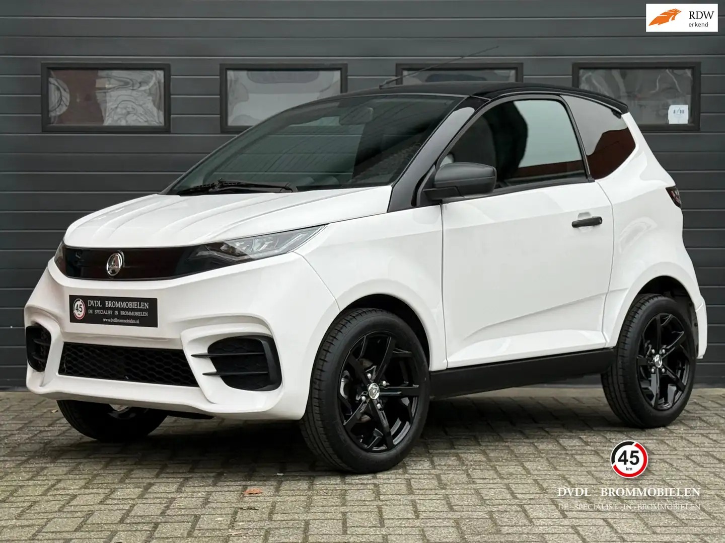 Aixam City Sport GTO Brommobiel 11-2023 1e eig 13dkm ZGAN! Blanc - 1