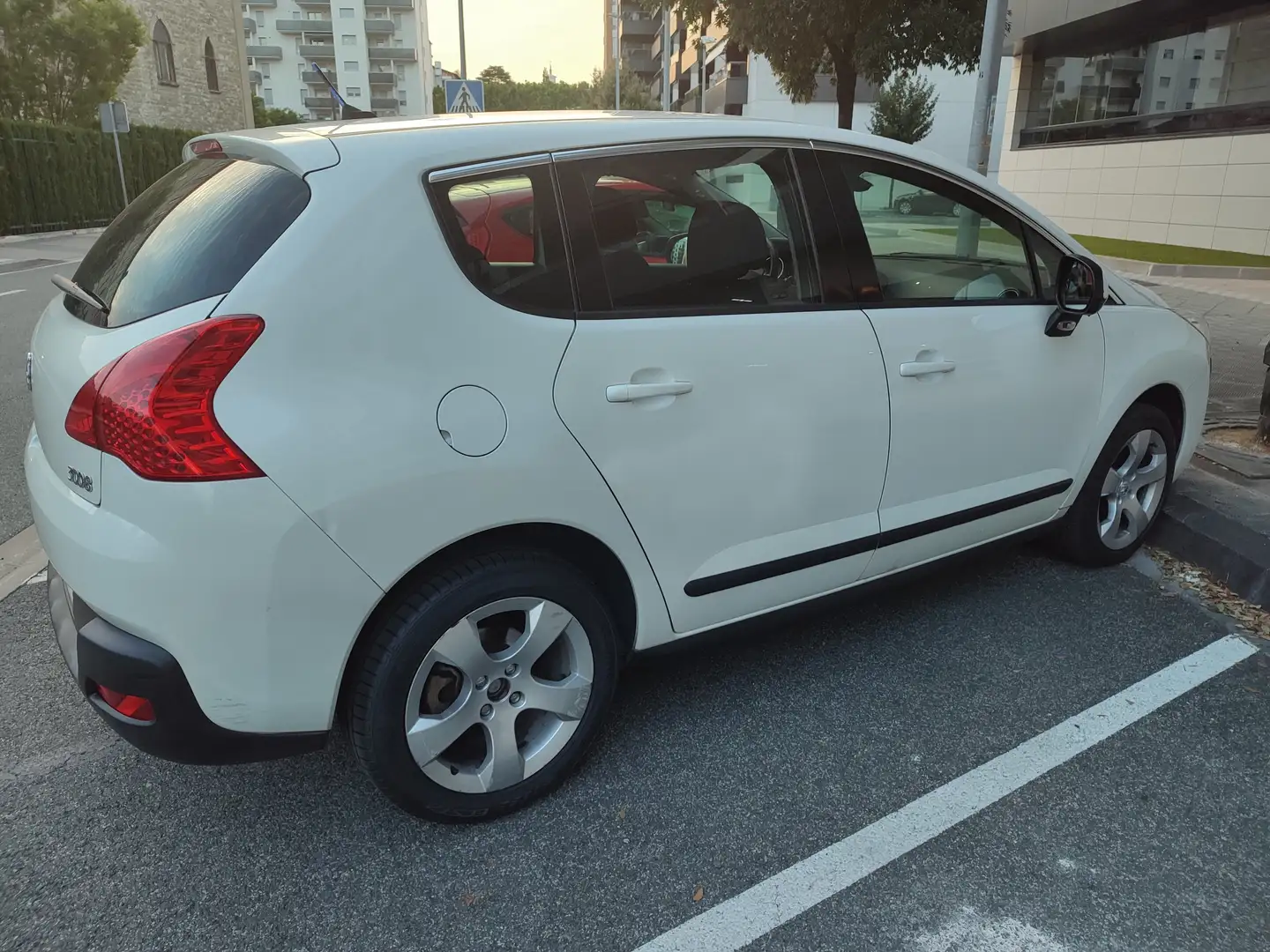 Peugeot 3008 3008 1.6 THP Premium 156 Premium Blanco - 2