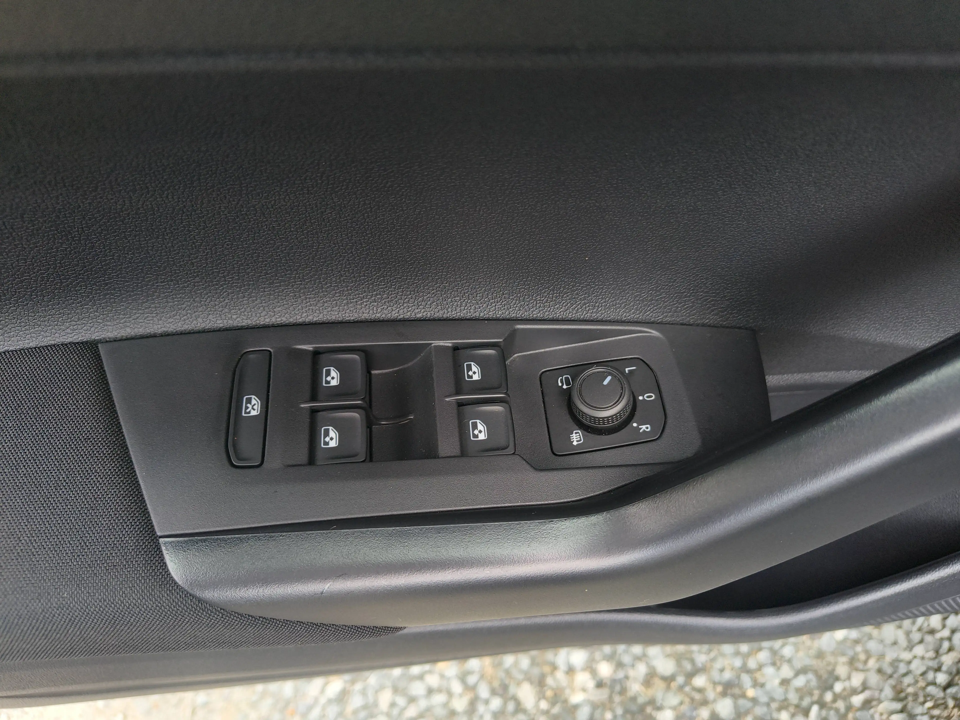 Volkswagen Taigo Taigo 1.0 TSI Life OPF Life — photo 11