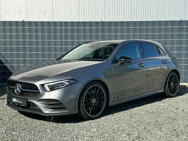 Mercedes-Benz A 250 AMG Pano Kamera Ambiente 19 Zoll