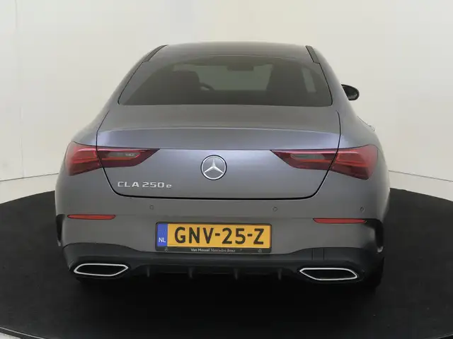 Mercedes-Benz CLA view 7