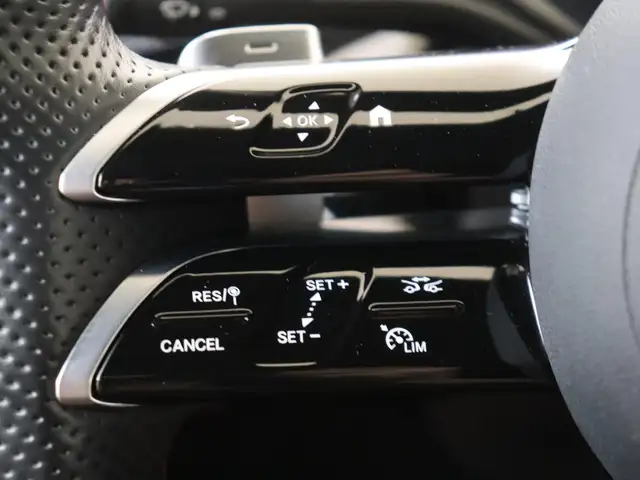 Mercedes-Benz CLA view 13