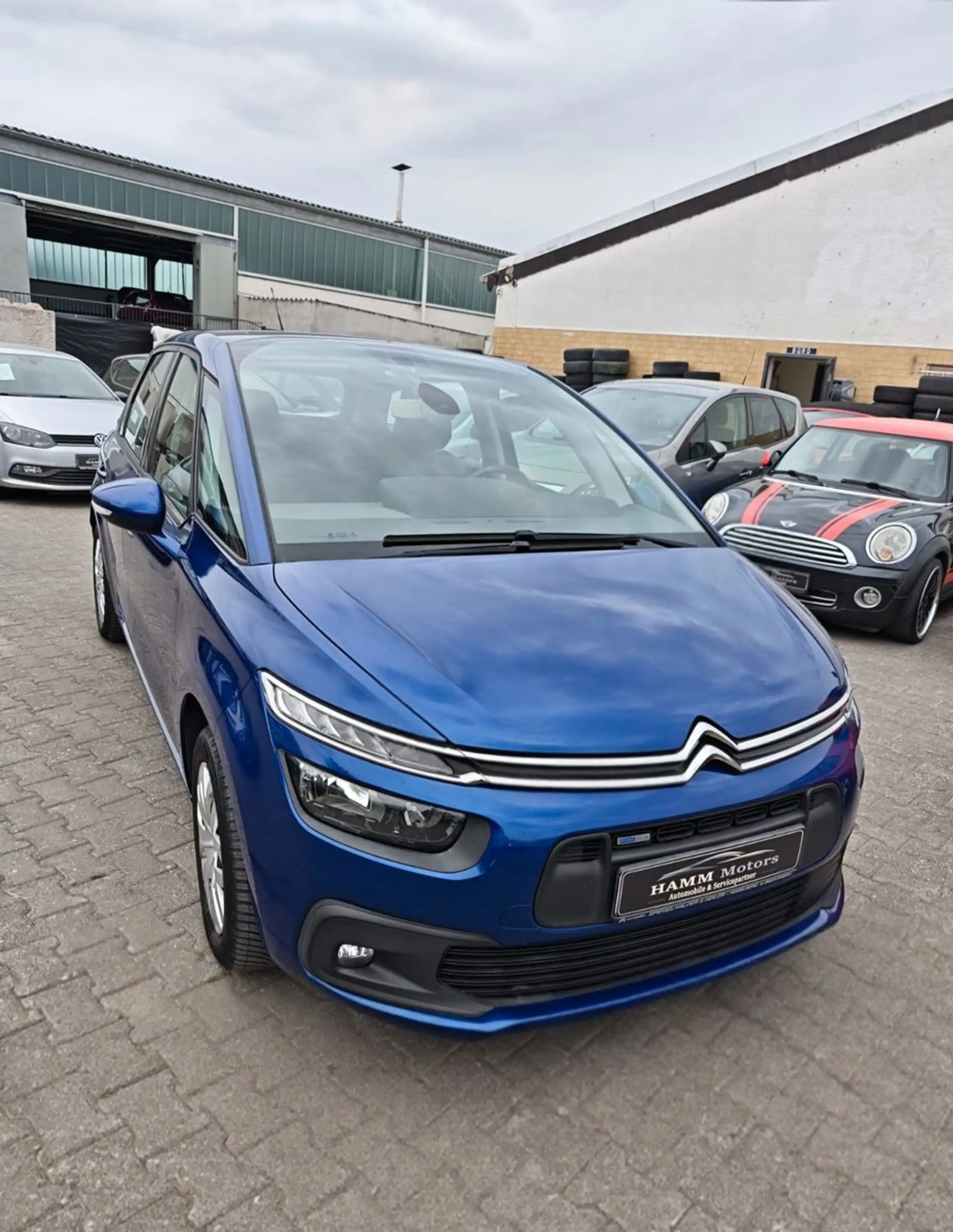 Citroen C4 Picasso /Spacetourer Live — photo 7