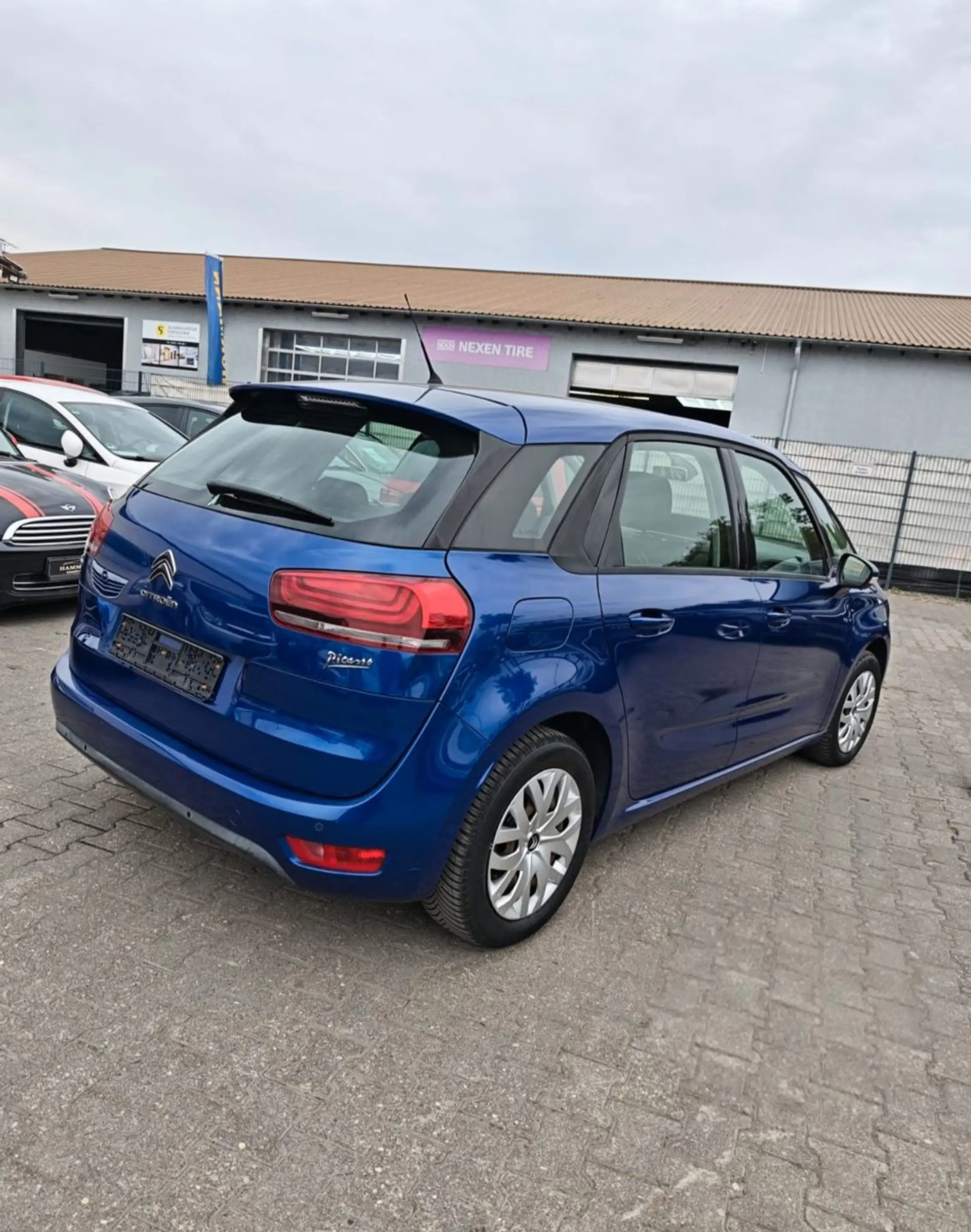 Citroen C4 Picasso /Spacetourer Live — photo 13