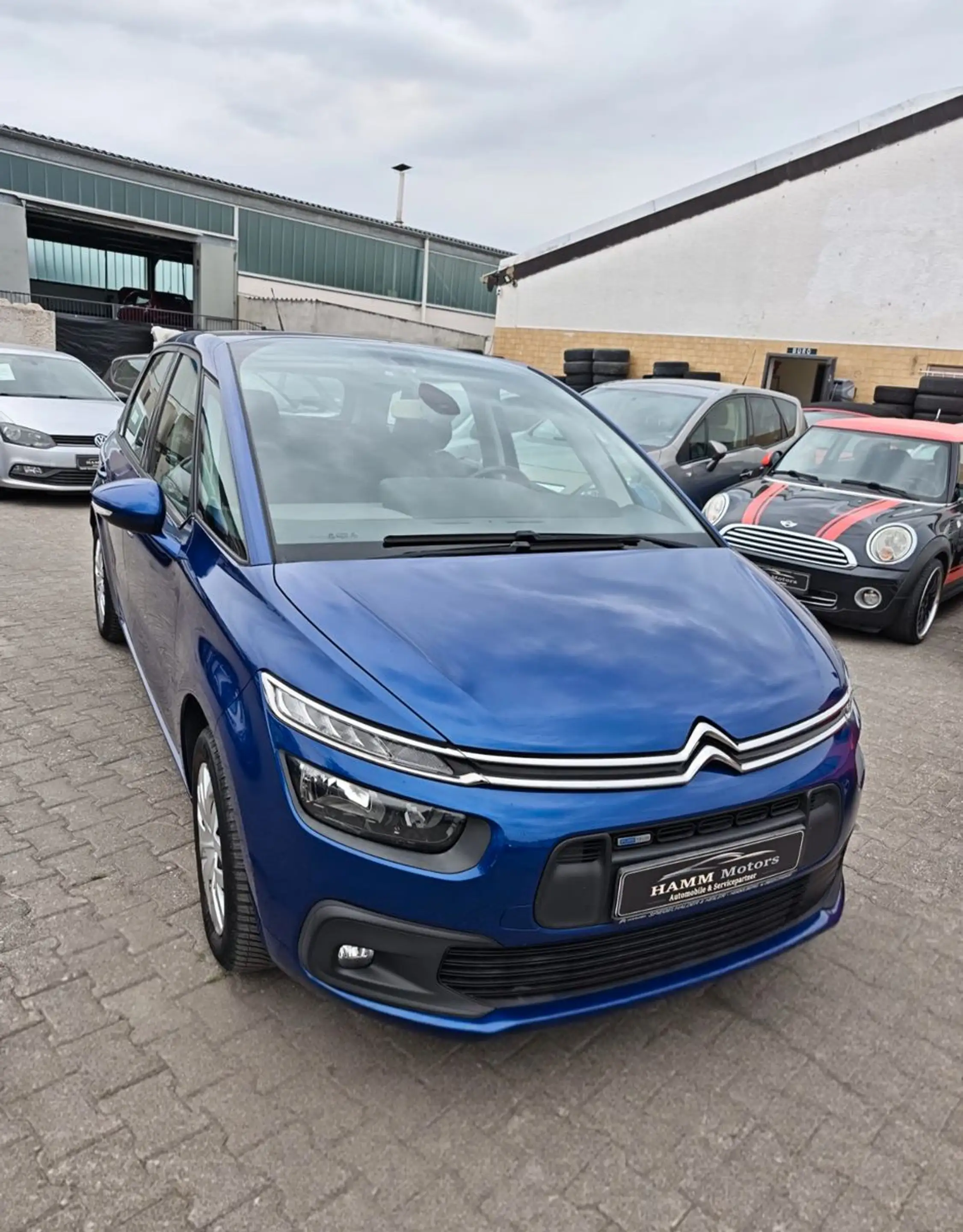Citroen C4 Picasso /Spacetourer Live — photo 5